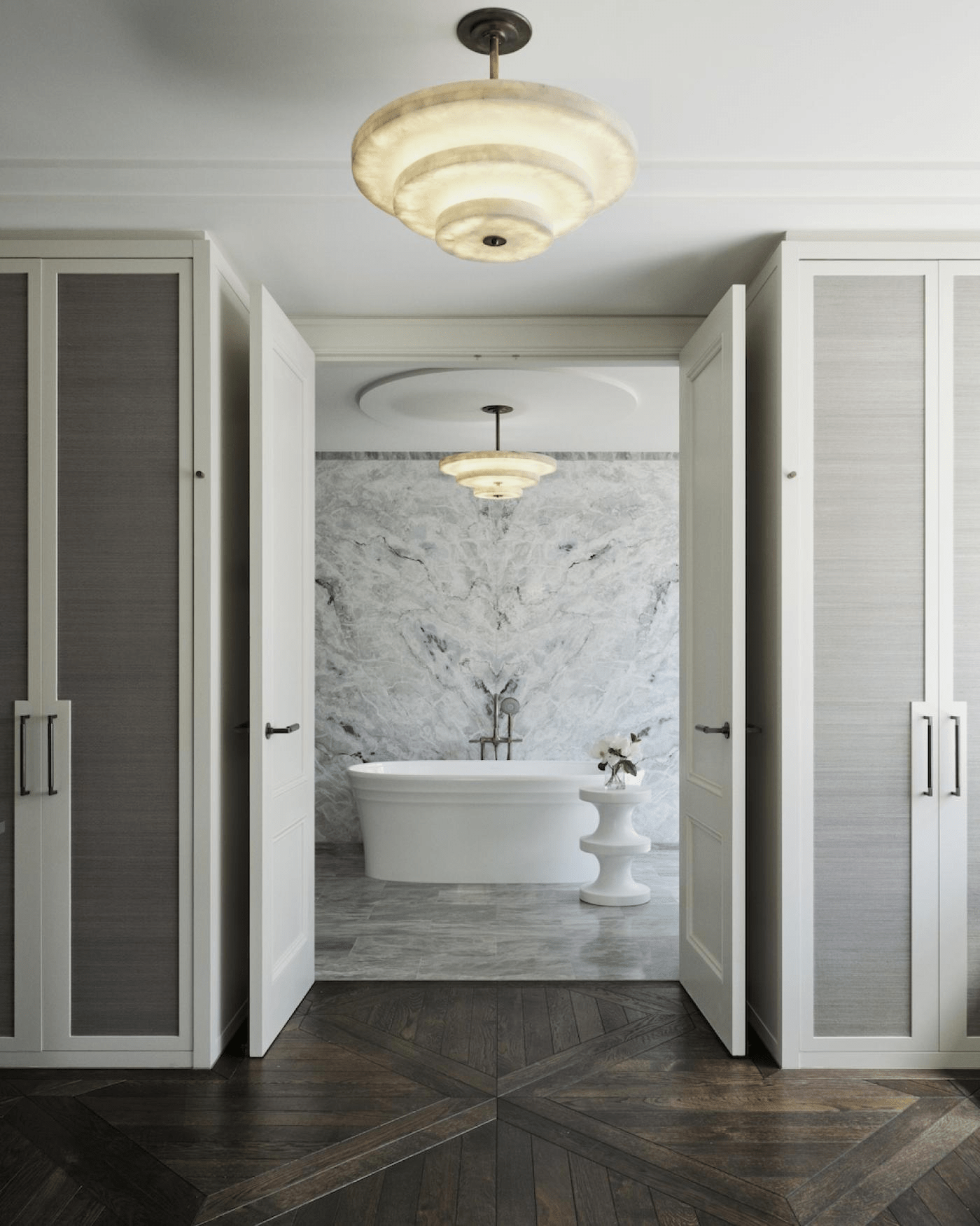 Liora Minimalist Alabaster Pendant Light-Neutral Decor