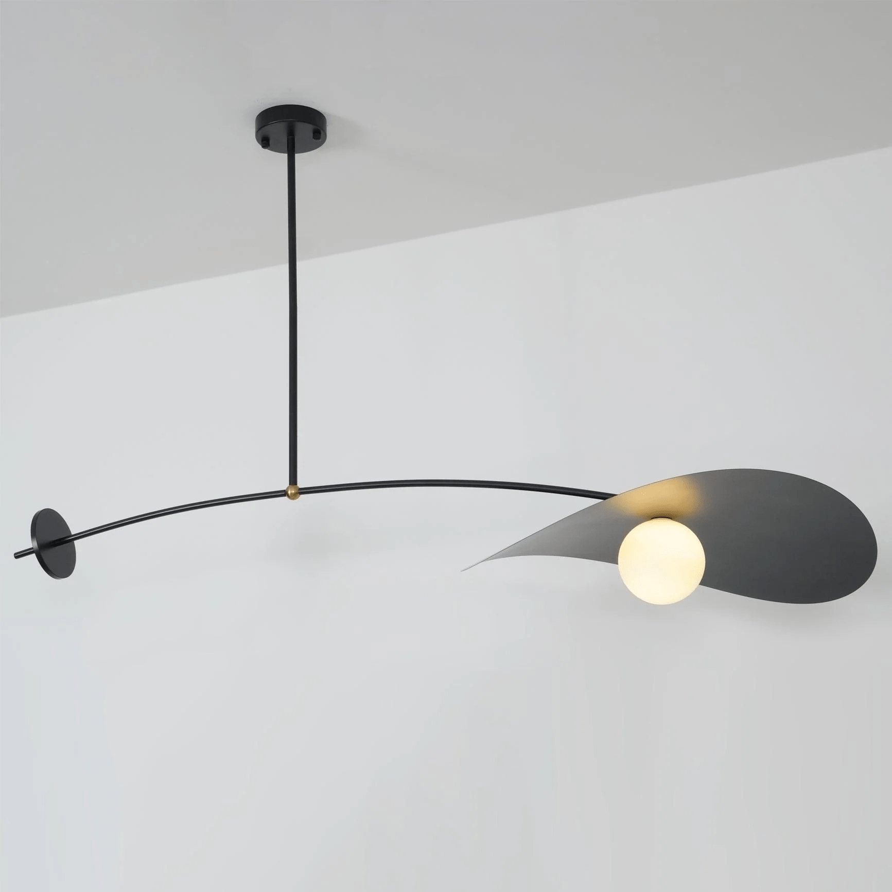 Arcflow Dynamic Curve Pendant Light-Neutral Decor