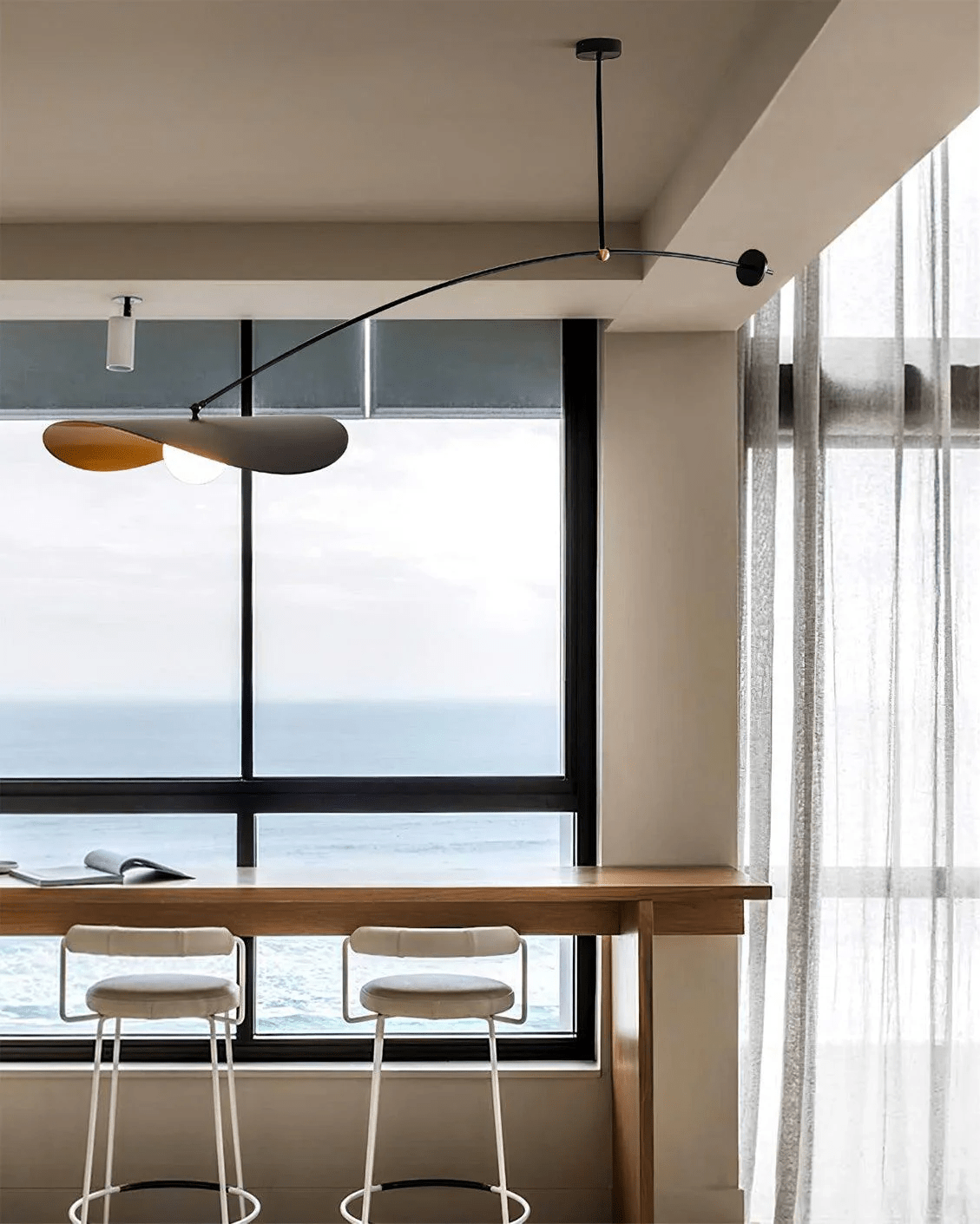 Arcflow Dynamic Curve Pendant Light-Neutral Decor