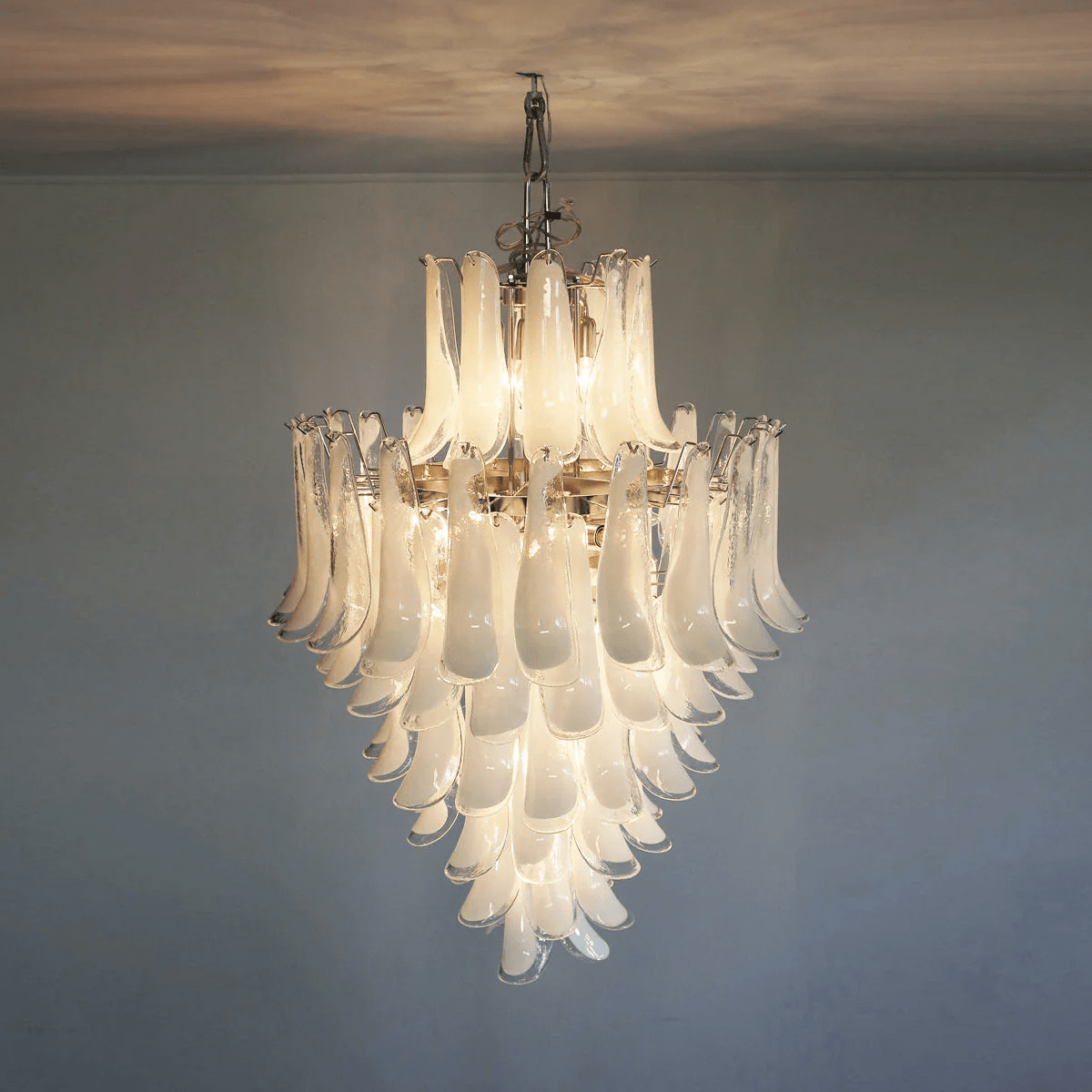 Tessa Glass Petals Pendant Lamp-Neutral Decor