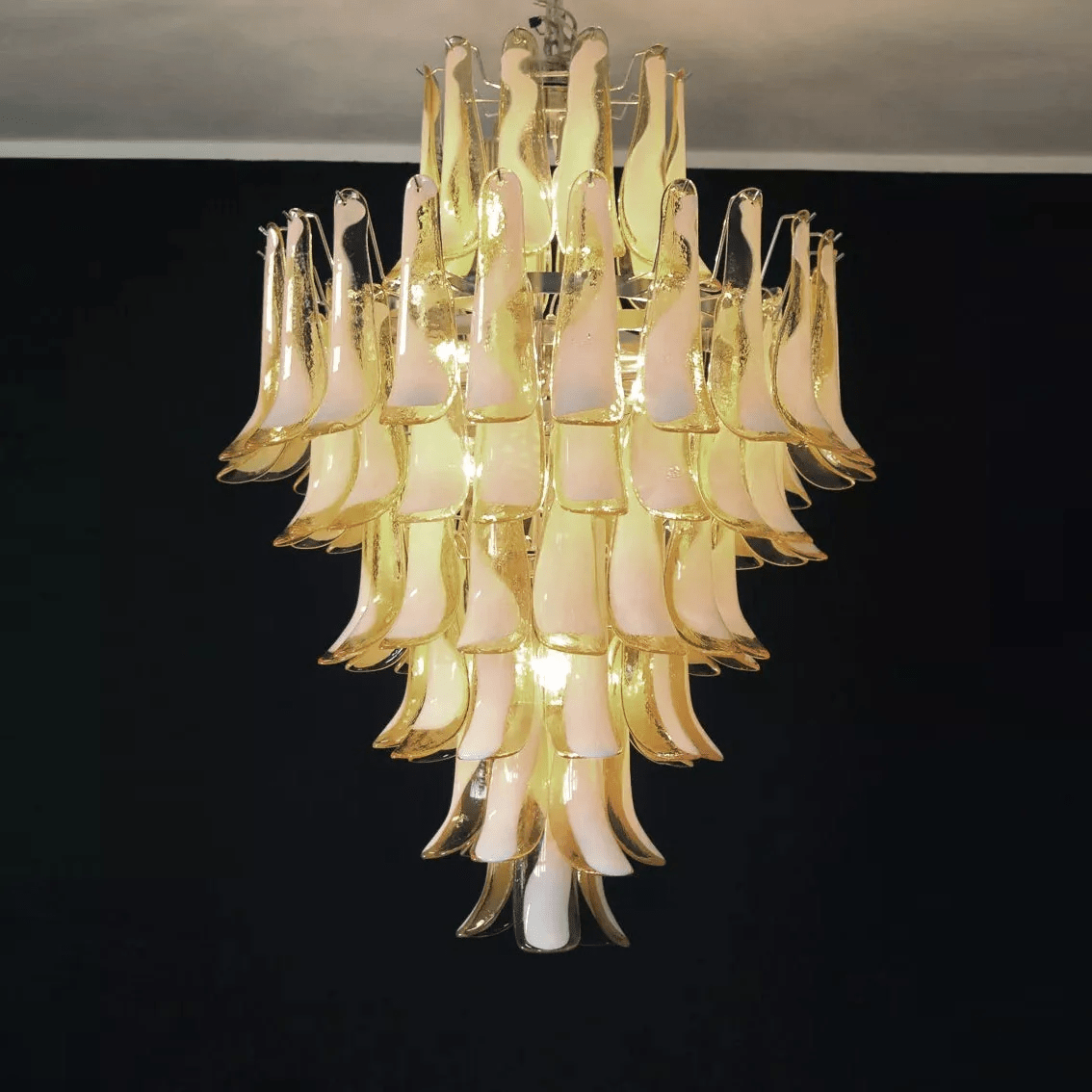 Tessa Glass Petals Pendant Lamp-Neutral Decor
