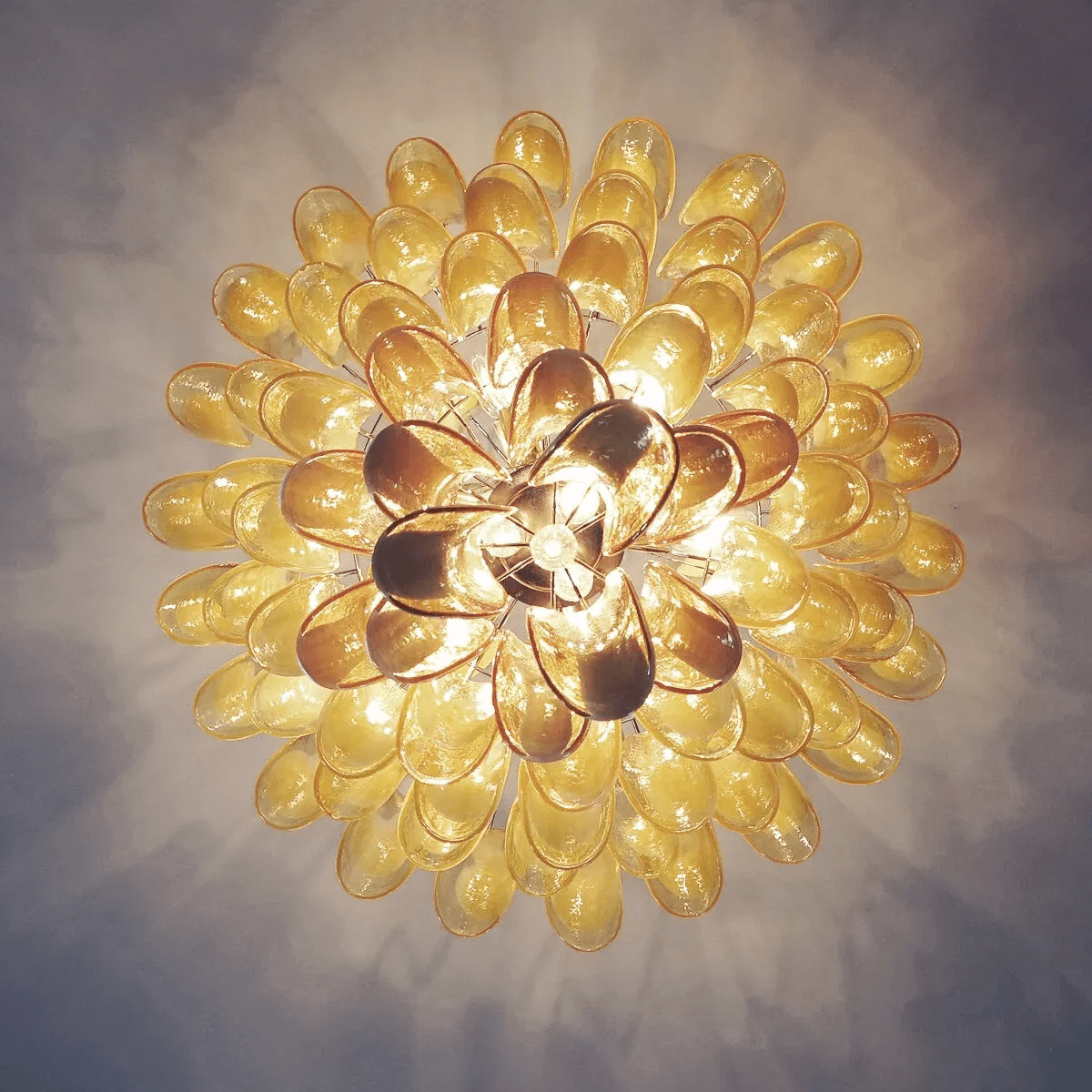 Tessa Glass Petals Pendant Lamp-Neutral Decor