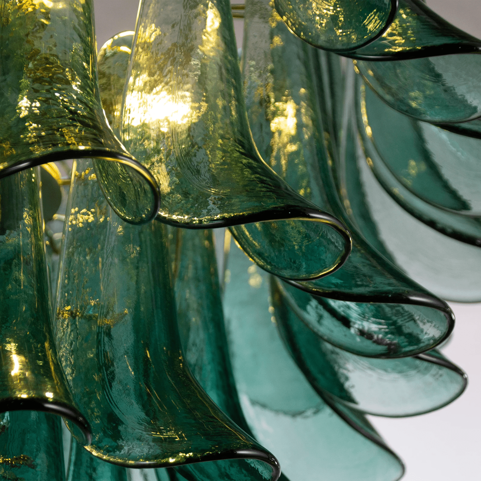 Novalume Chandelier-Neutral Decor