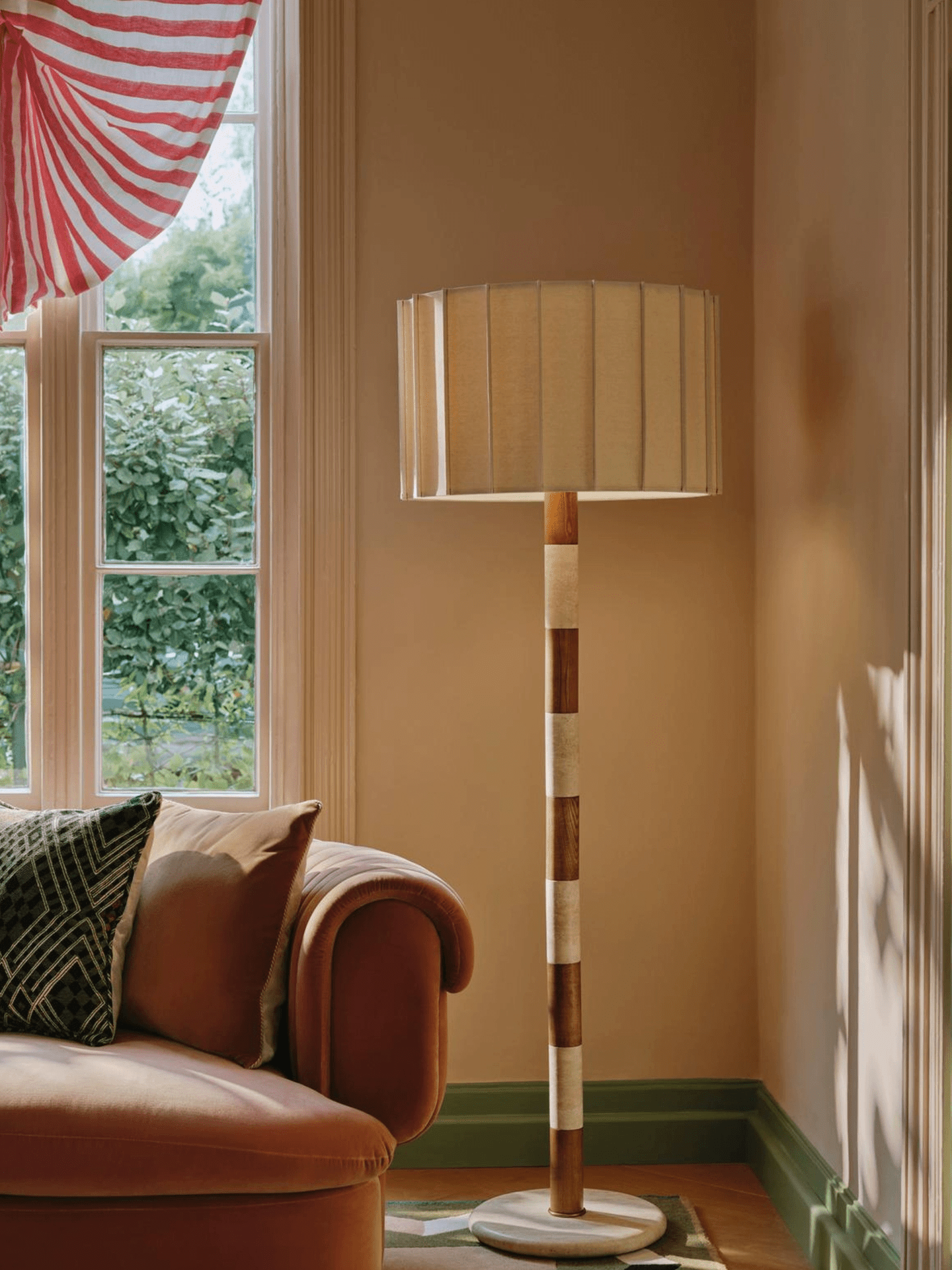 Vrys Striped Floor Lamp-Neutral Decor