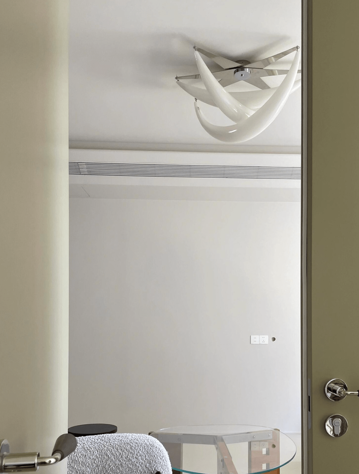 Maia Contemporary White Resin Ceiling Lamp-Neutral Decor