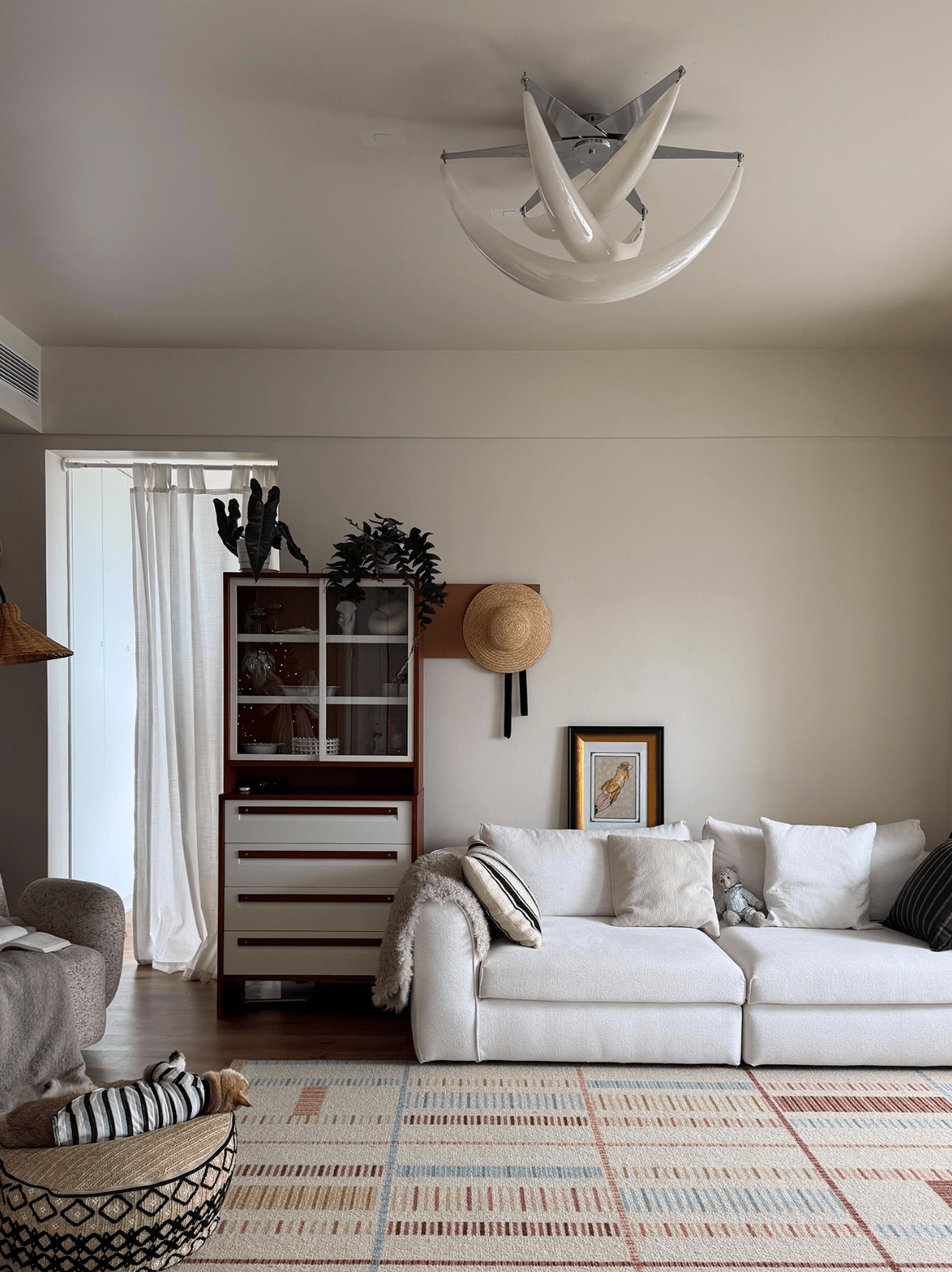 Maia Contemporary White Resin Ceiling Lamp-Neutral Decor