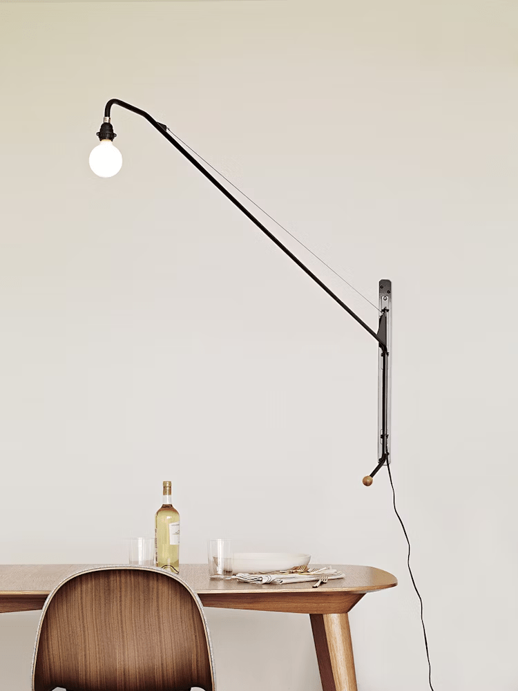 Black Long Arm Wall Lamp-Neutral Decor