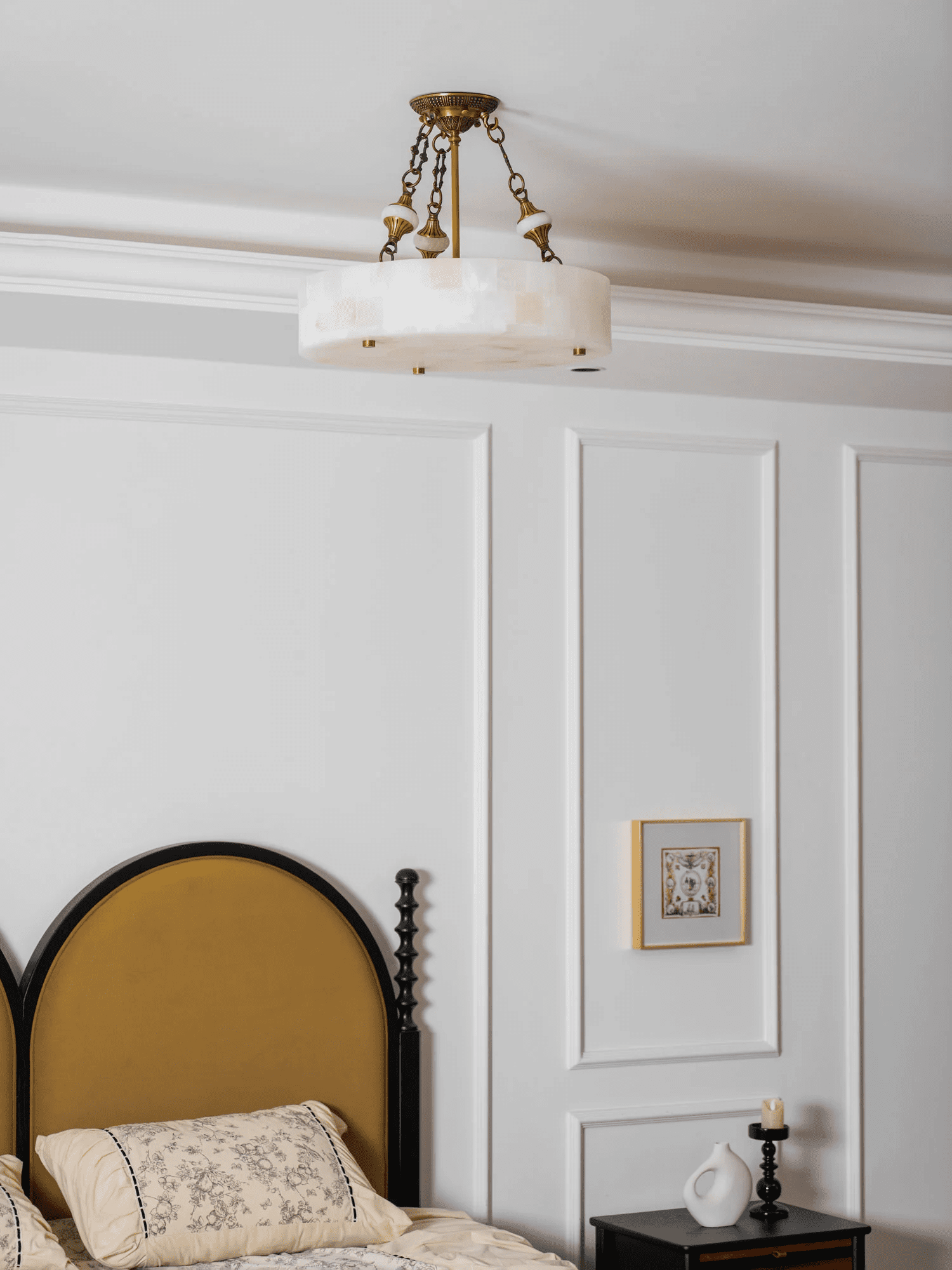 Lumisora Alabaster Ceiling Lamp-Neutral Decor