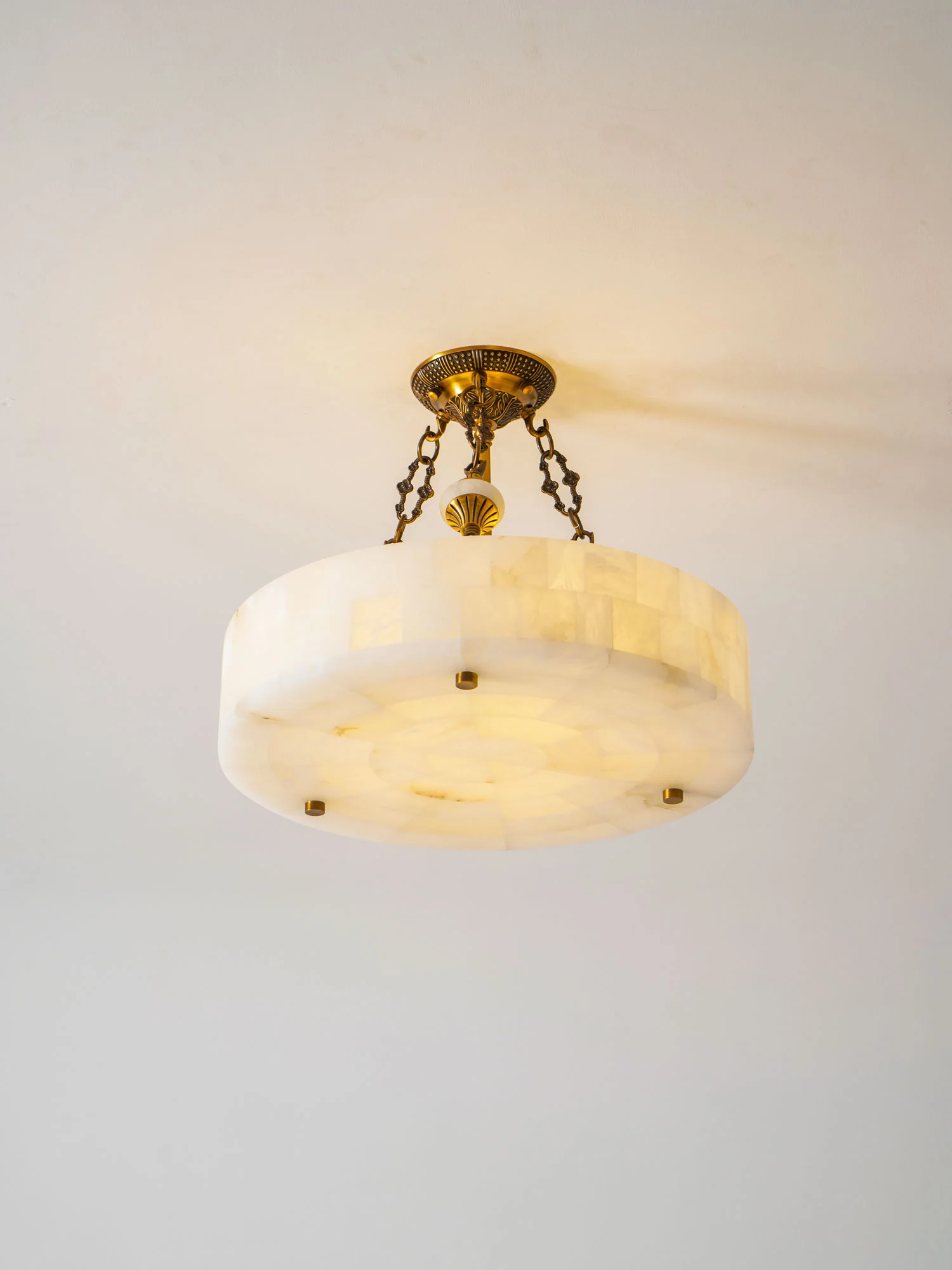 Lumisora Alabaster Ceiling Lamp-Neutral Decor