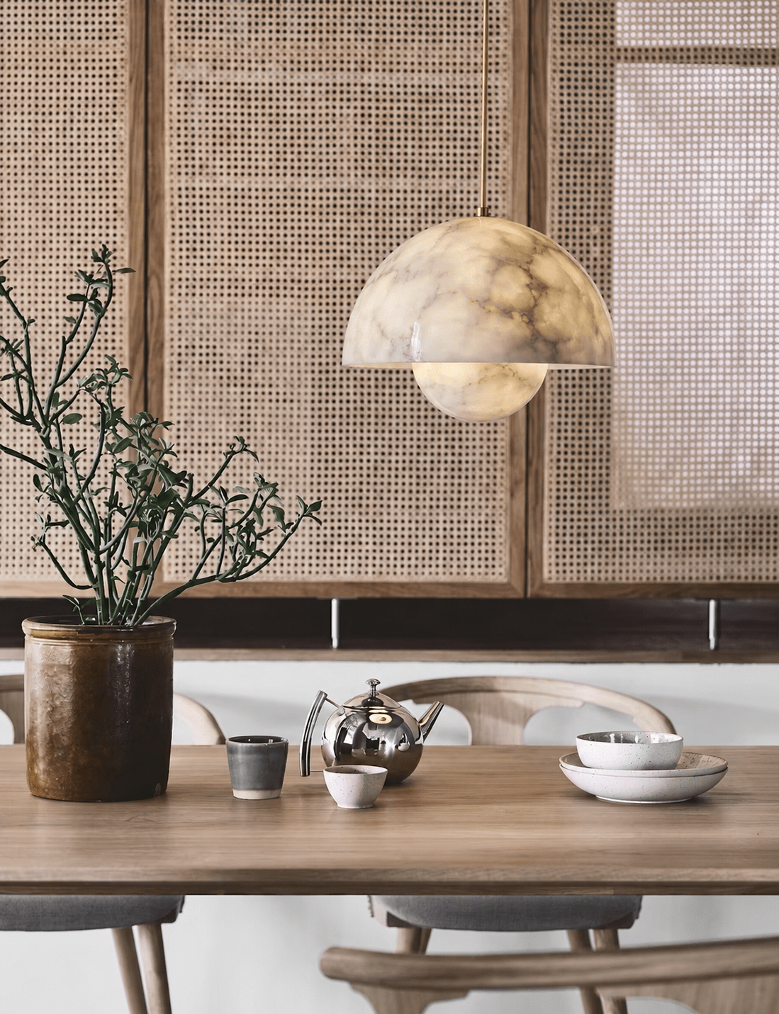 Alabaster Bud Pendant Lamp-Neutral Decor