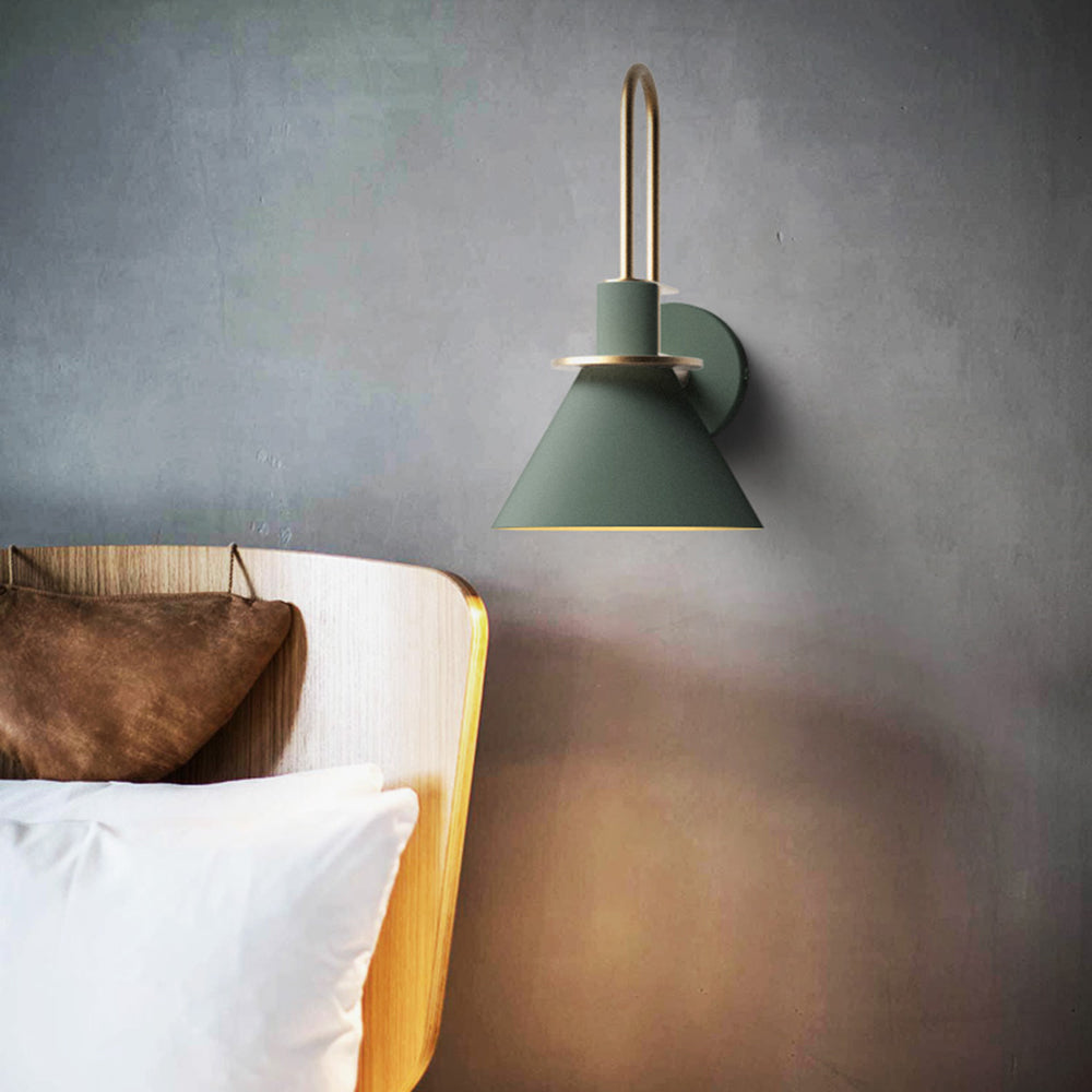 Valentina Vintage Horn Shape Metal Wall Lamp, Living room/Bedroom/Bathroom - Neutral Decor
