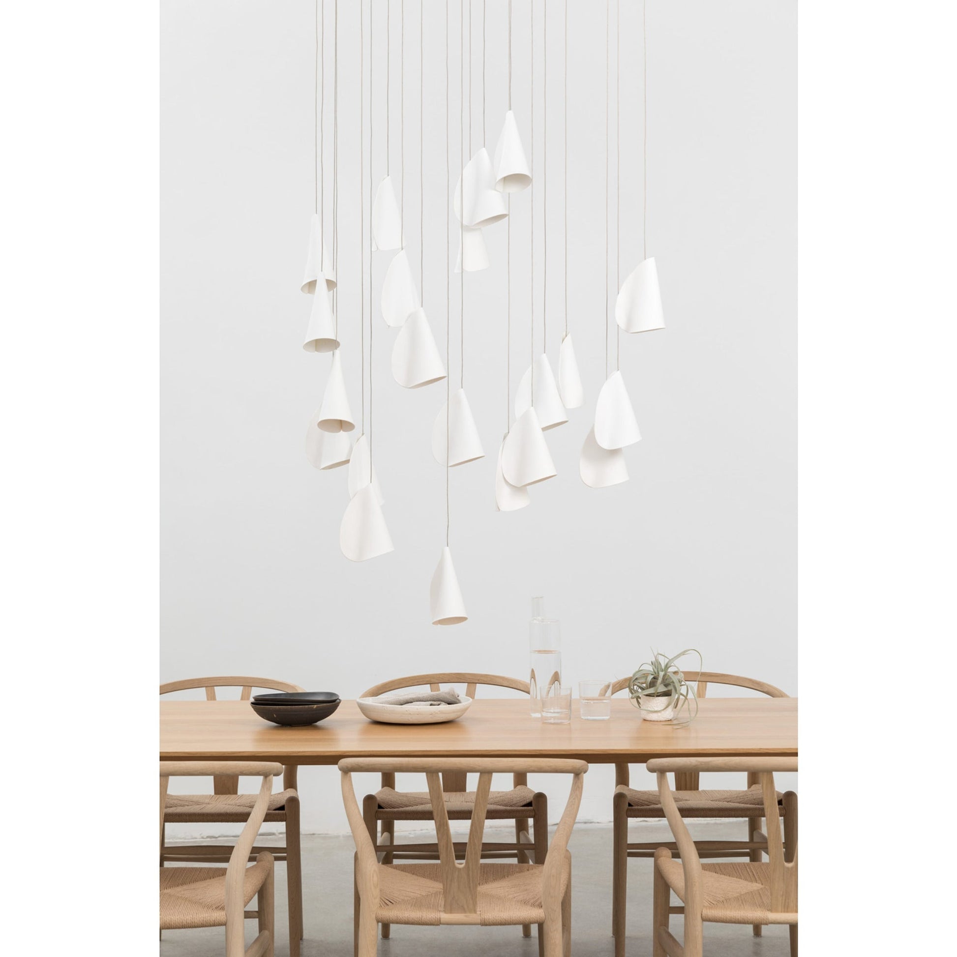 Olshaion Geometric Ceramic Pendant Light-Neutral Decor