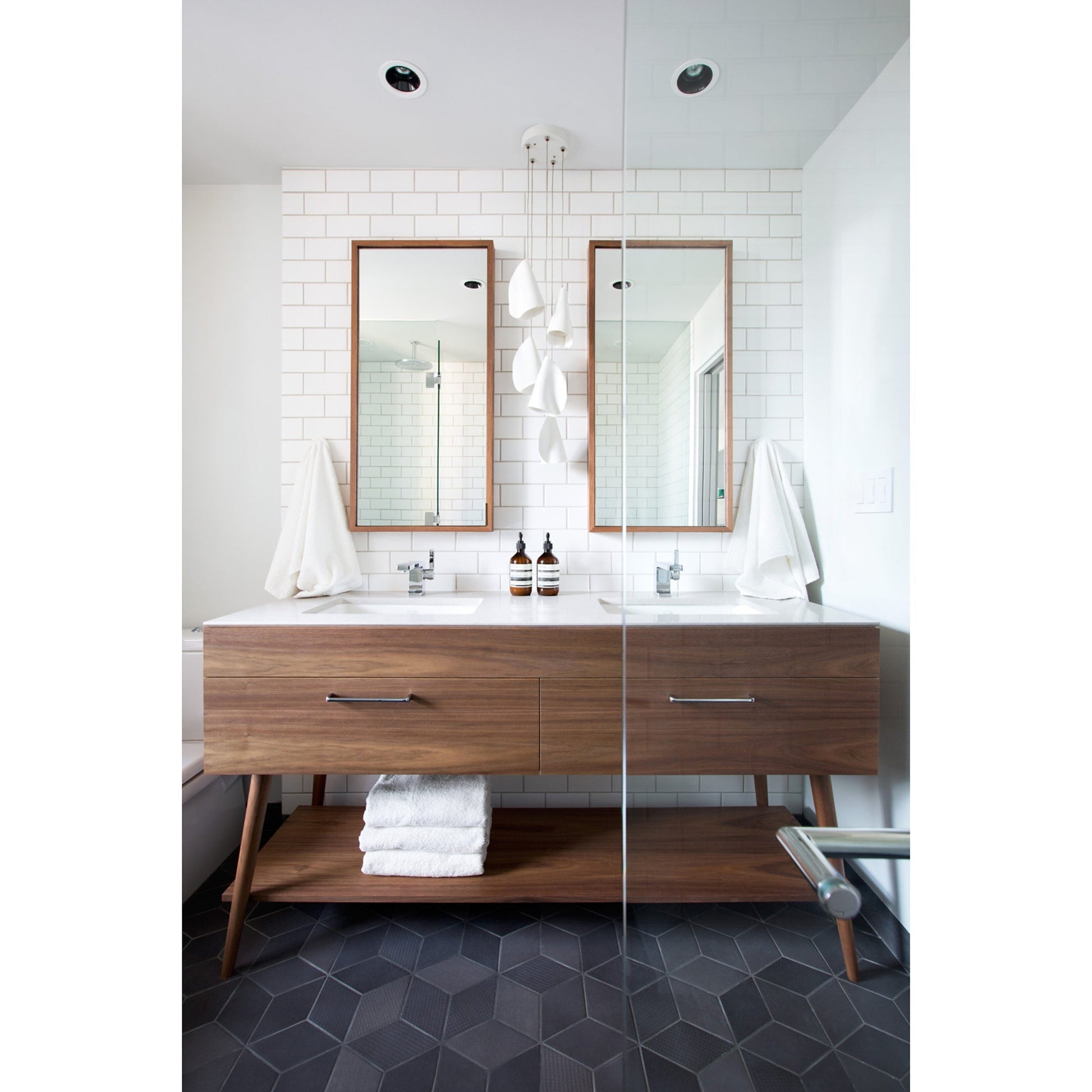 Olshaion Geometric Ceramic Pendant Light-Neutral Decor