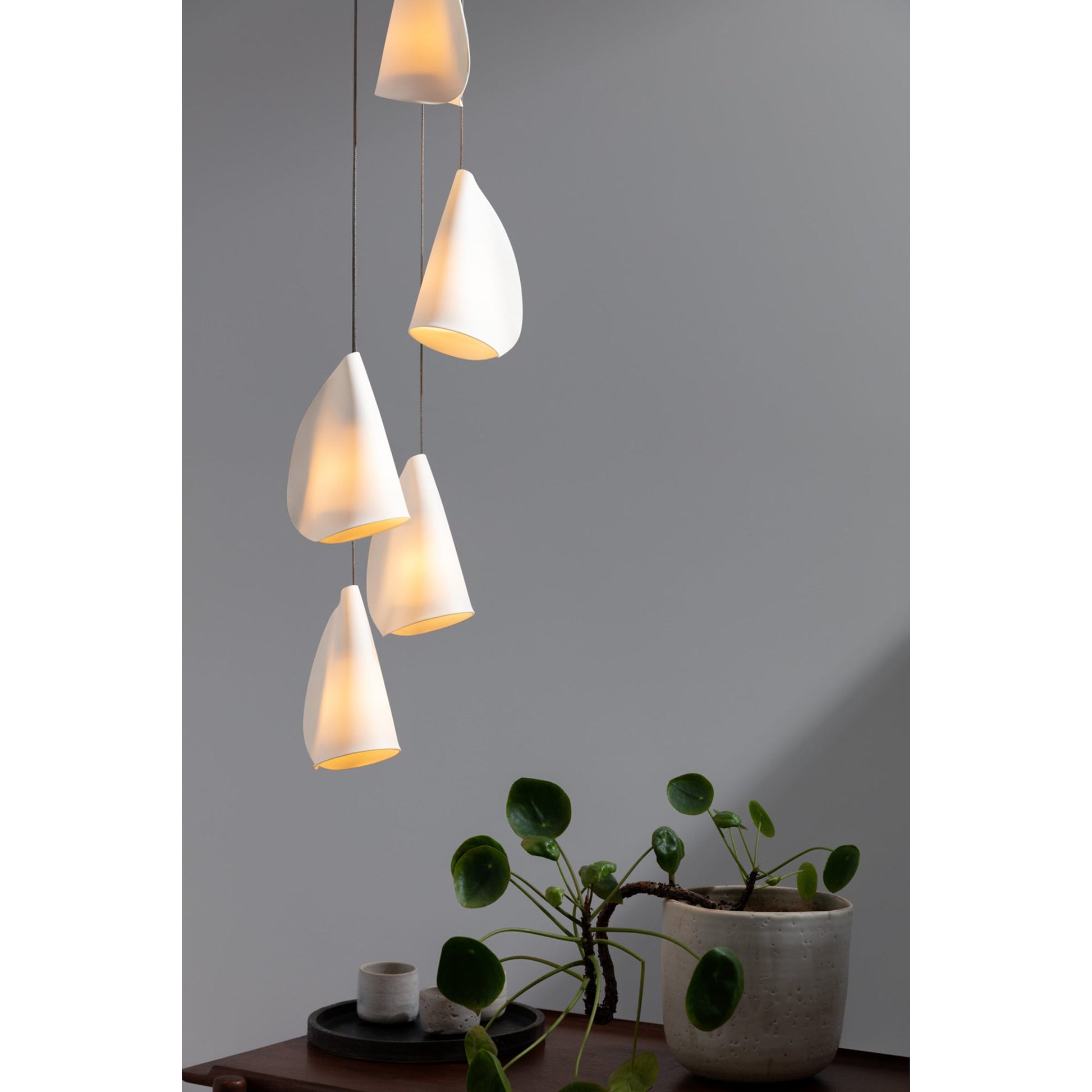 Olshaion Geometric Ceramic Pendant Light-Neutral Decor
