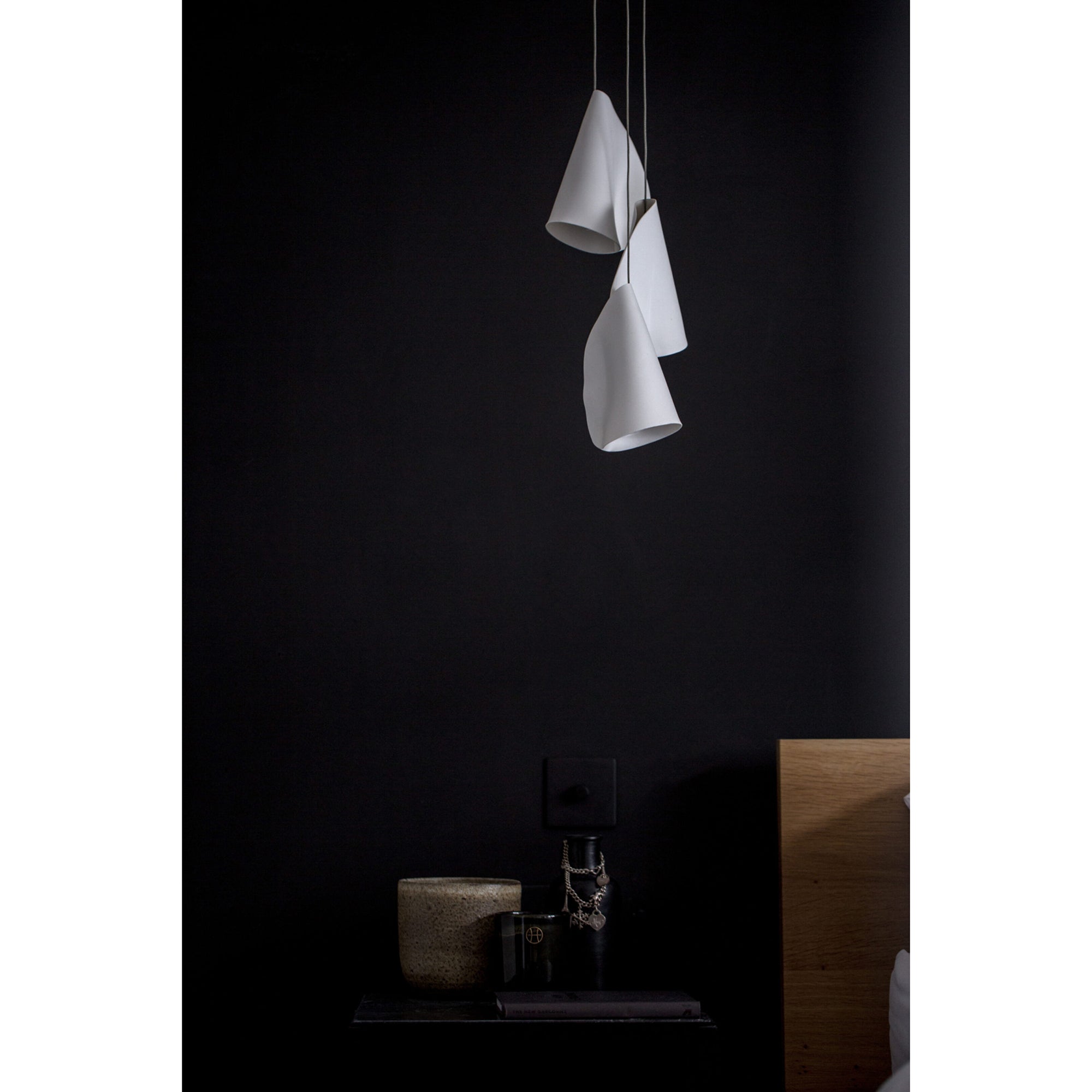Olshaion Geometric Ceramic Pendant Light-Neutral Decor