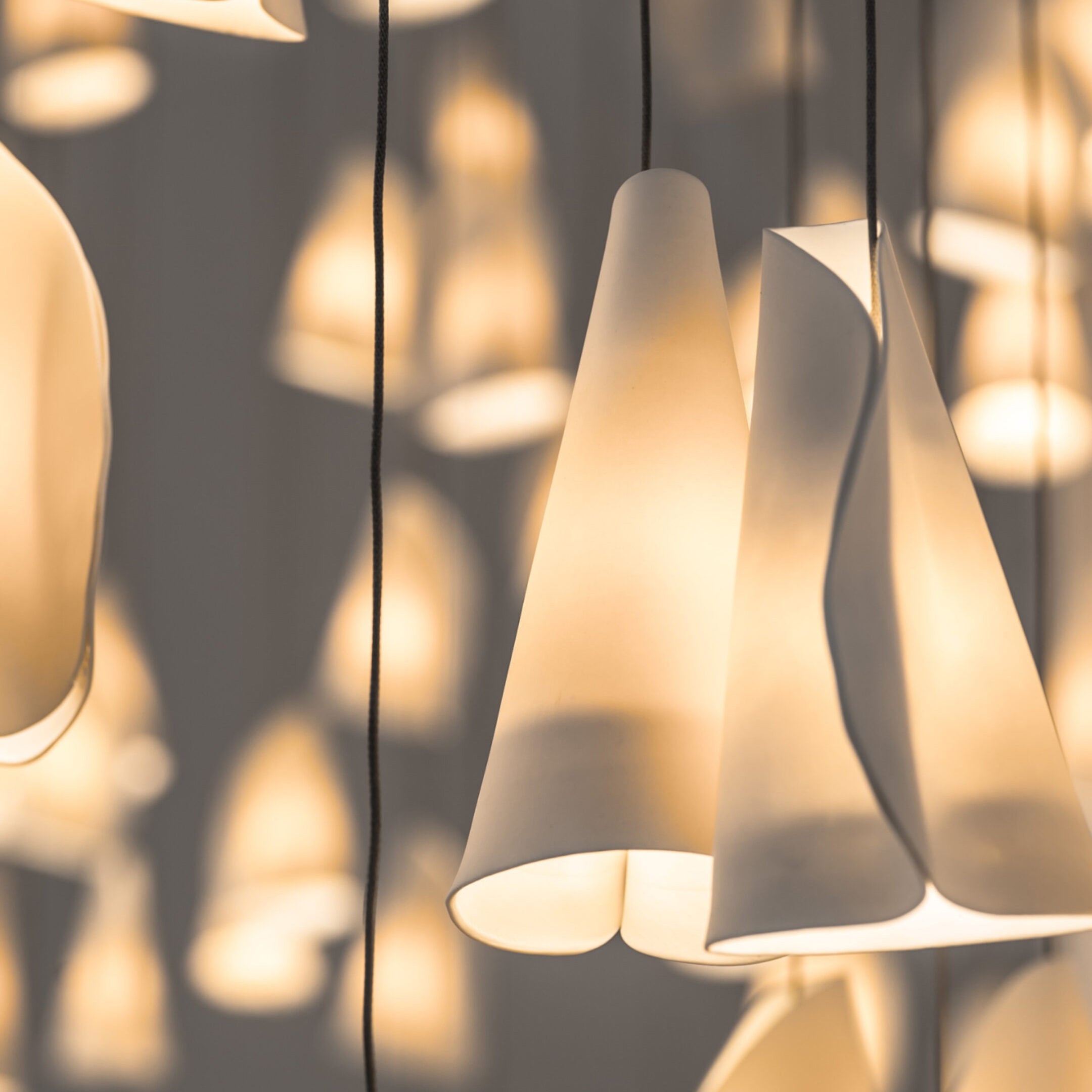 Olshaion Geometric Ceramic Pendant Light-Neutral Decor