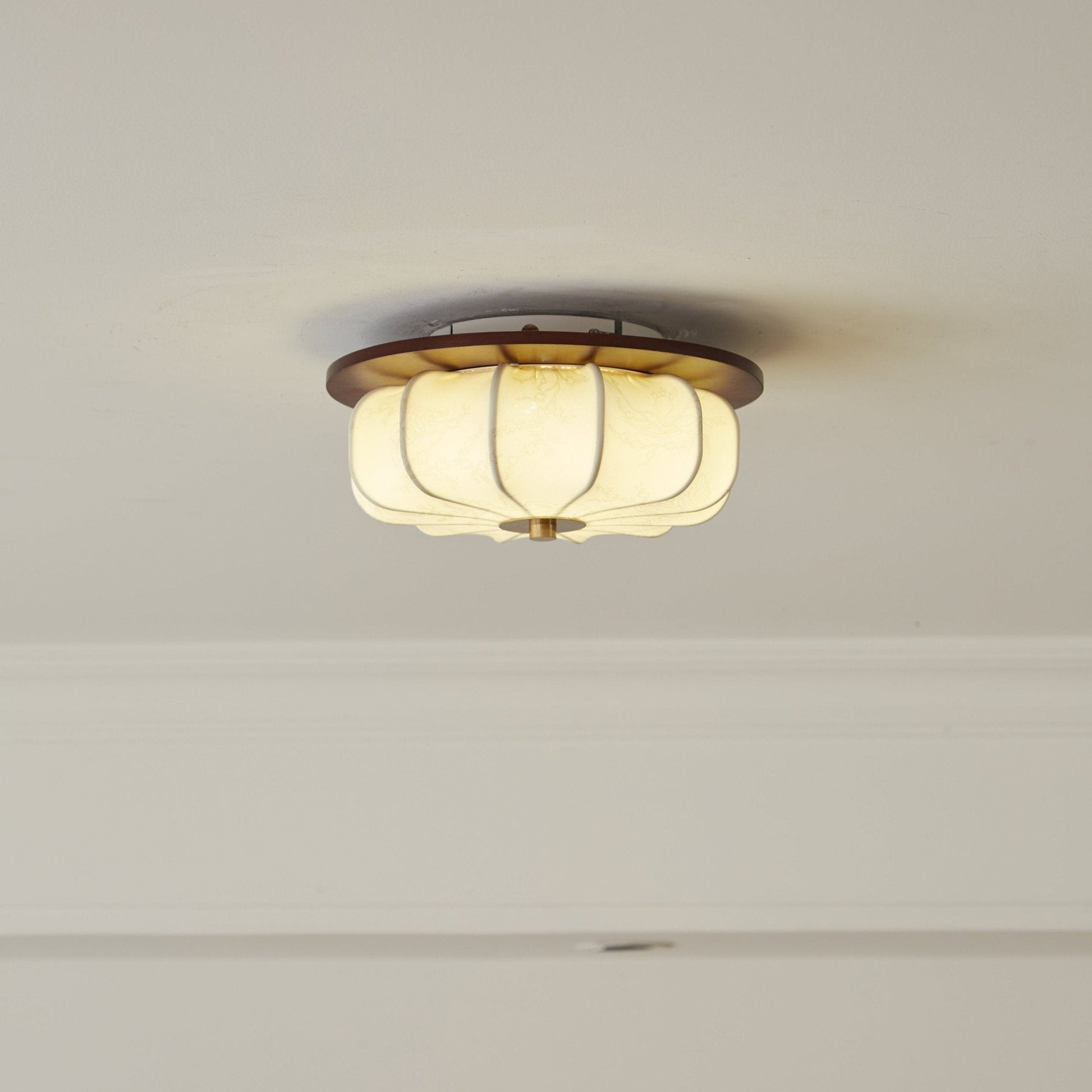 Ylvsen Fabric Ceiling Light-Neutral Decor