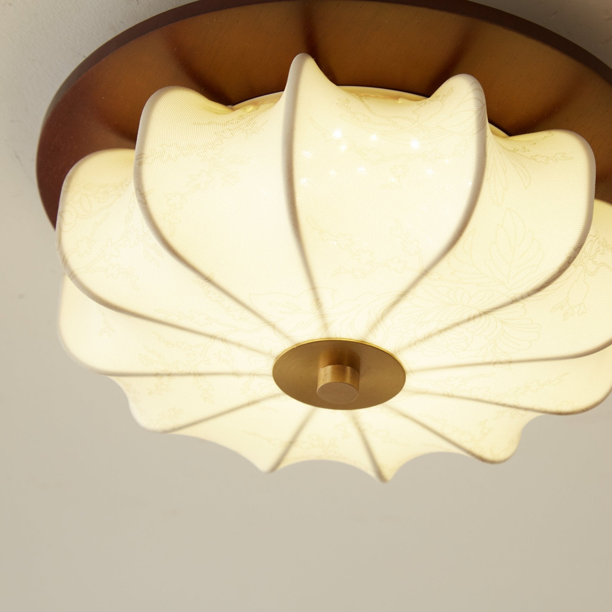 Ylvsen Fabric Ceiling Light-Neutral Decor