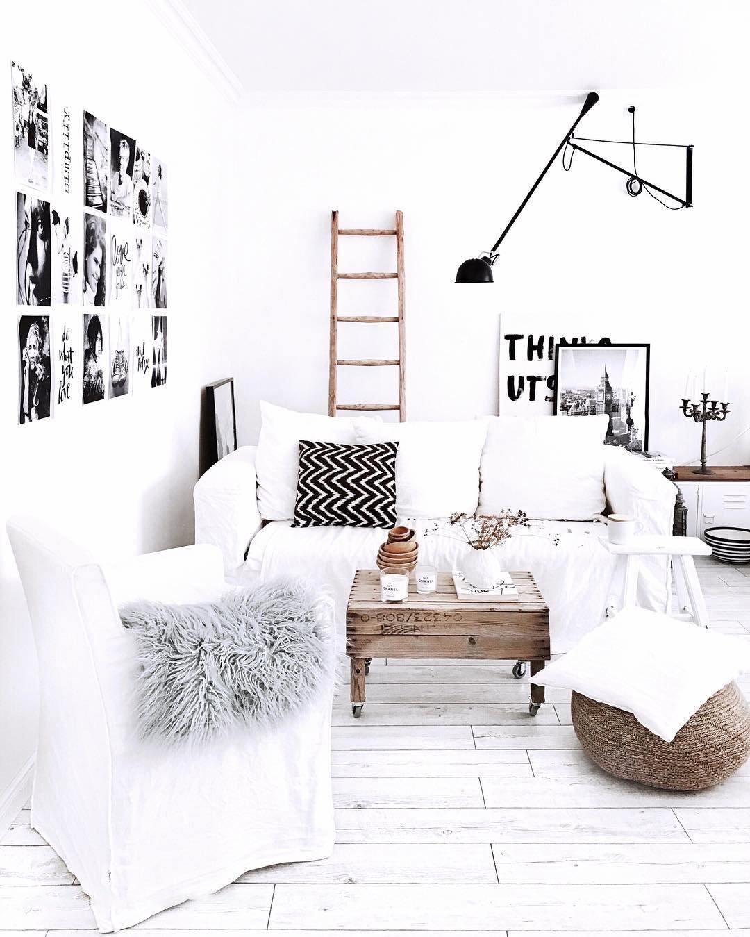 Cid Modern Minimalist Long Arm Wall Lamp-Neutral Decor