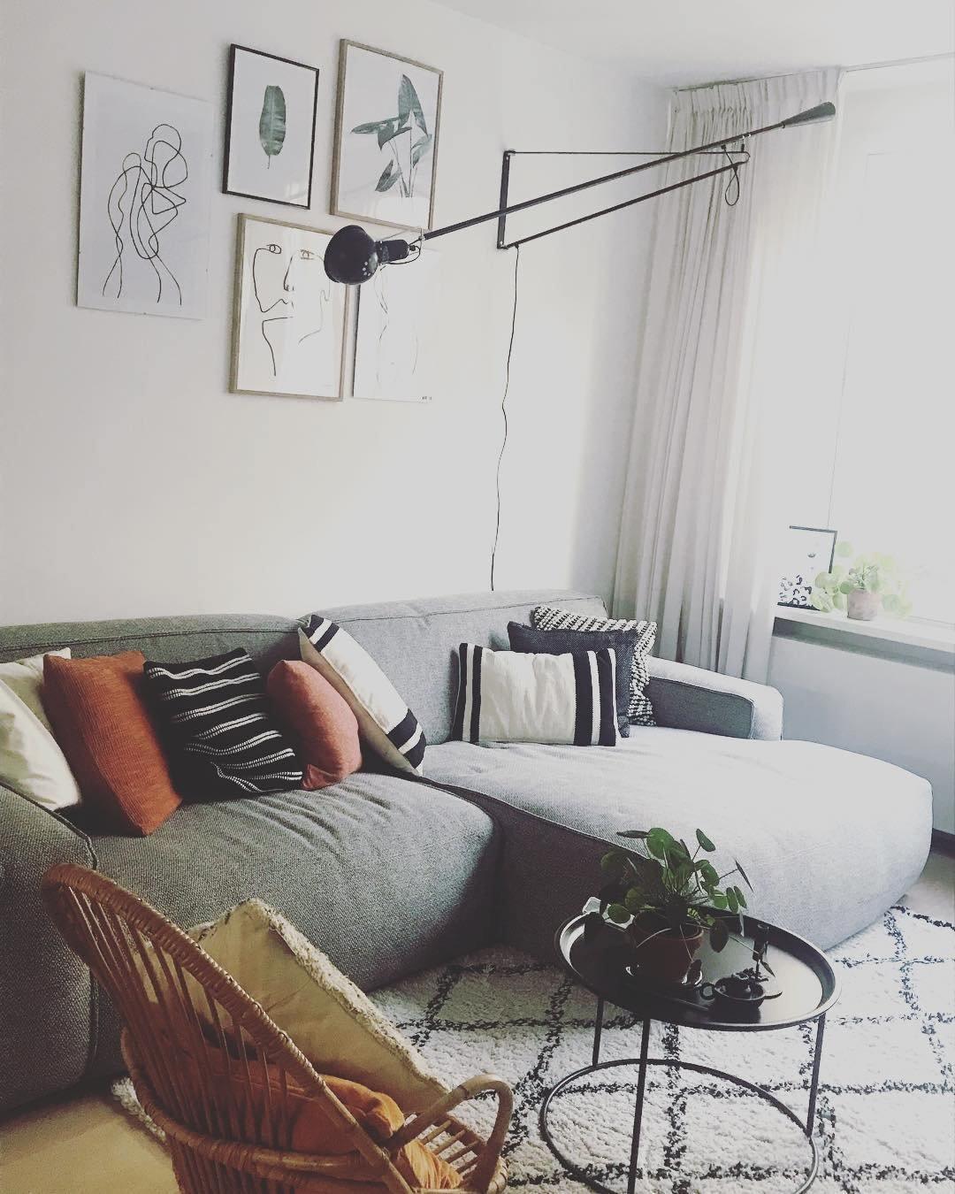 Cid Modern Minimalist Long Arm Wall Lamp-Neutral Decor