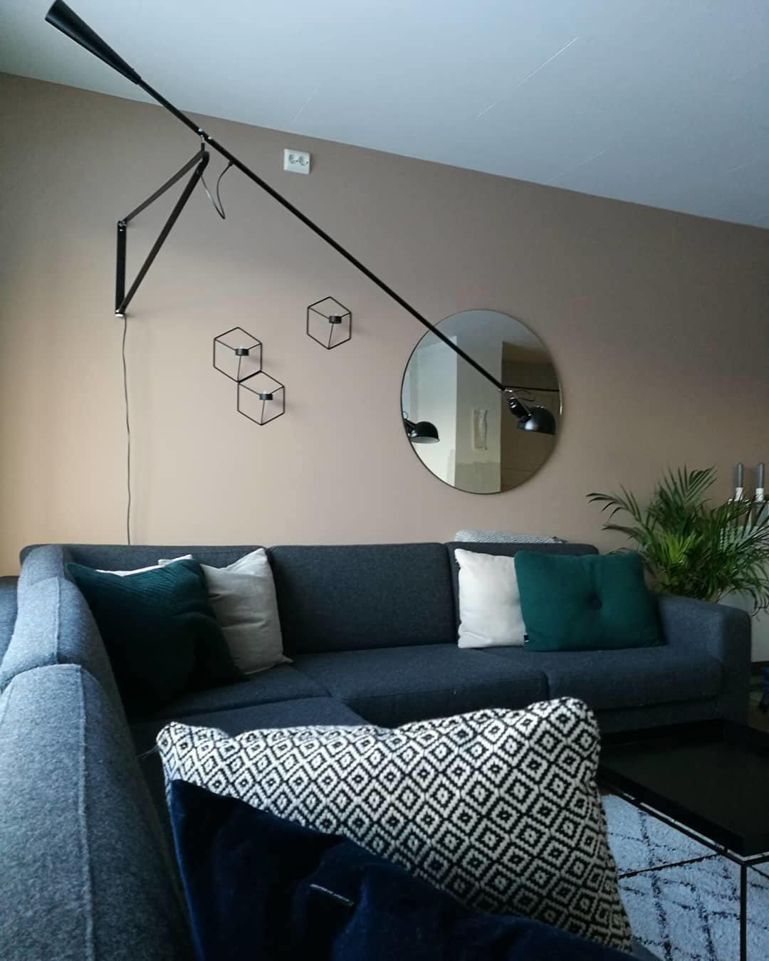 Cid Modern Minimalist Long Arm Wall Lamp-Neutral Decor