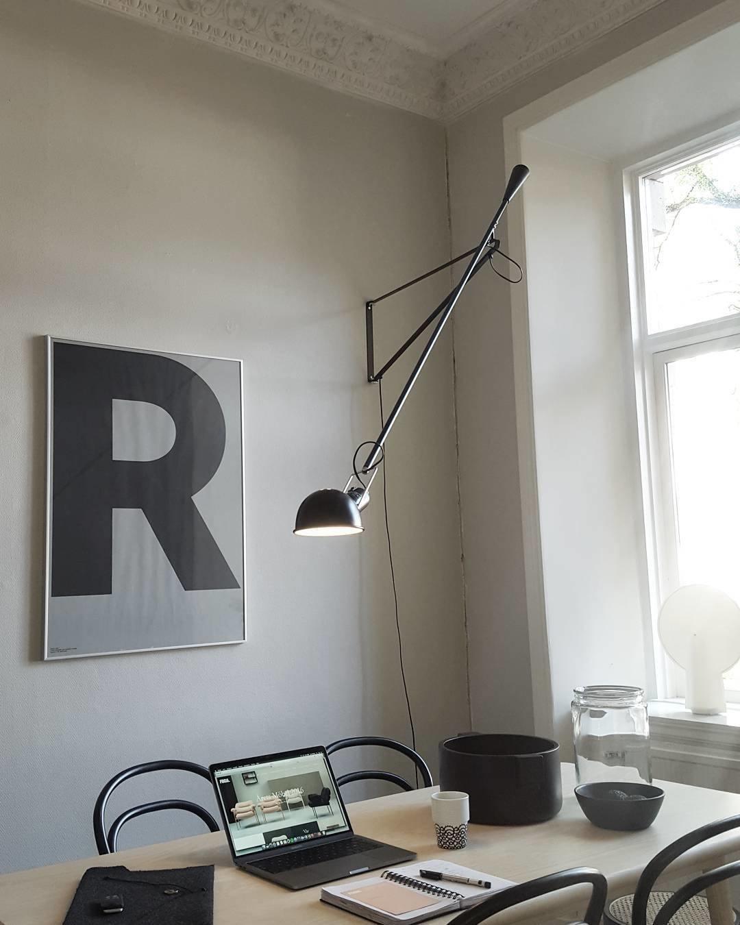 Cid Modern Minimalist Long Arm Wall Lamp-Neutral Decor