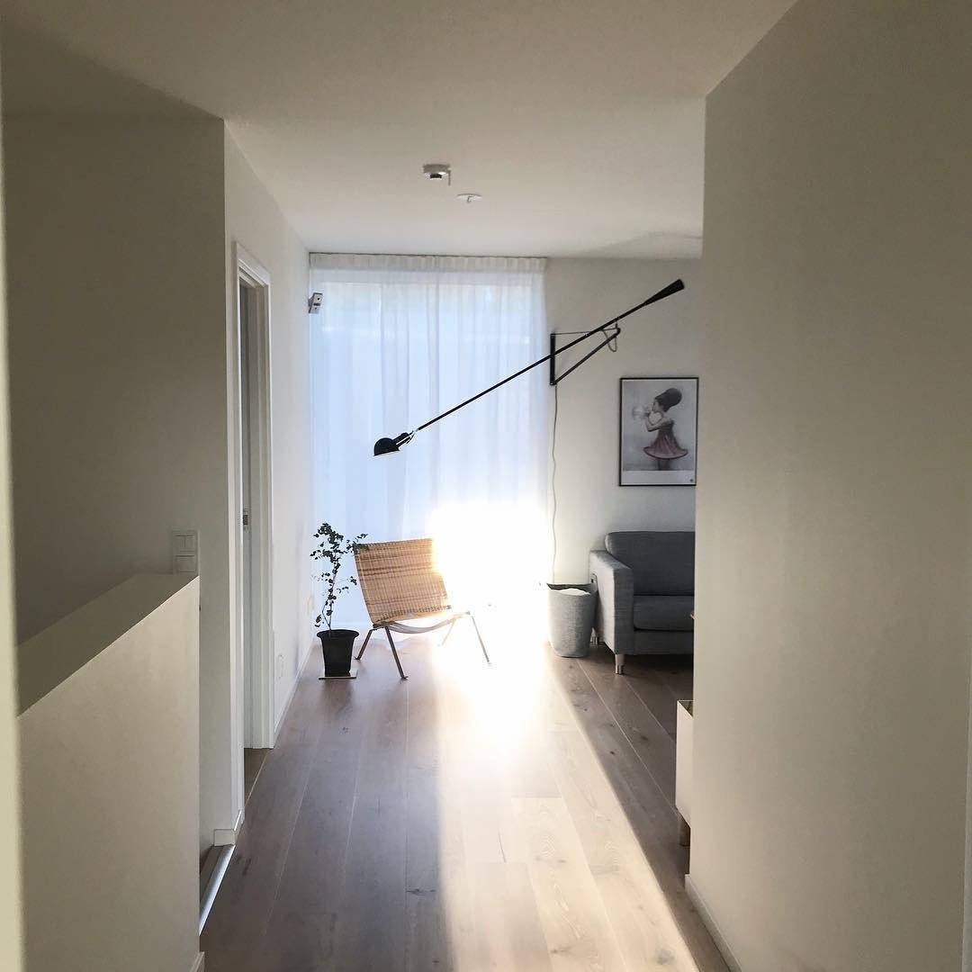 Cid Modern Minimalist Long Arm Wall Lamp-Neutral Decor