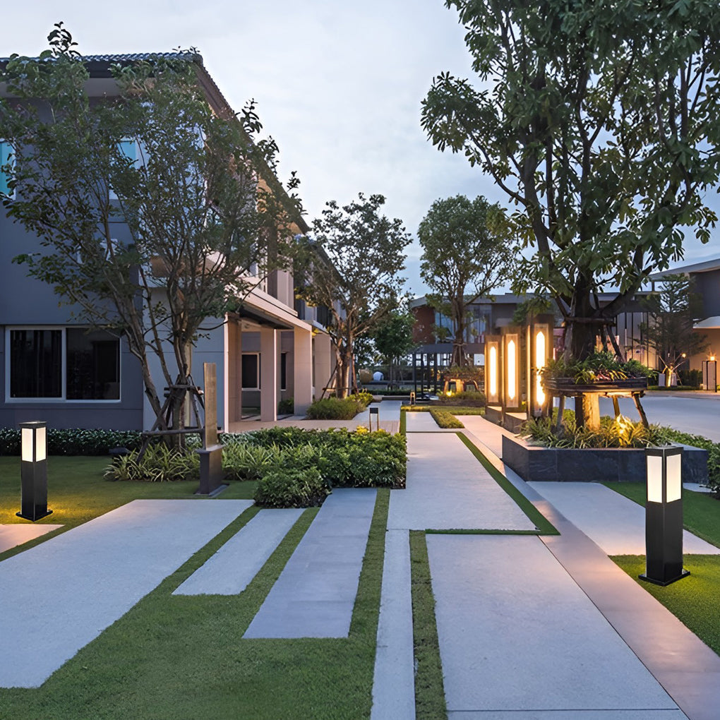 Victori Remote-Controlled Industrial Outdoor Bollard Light