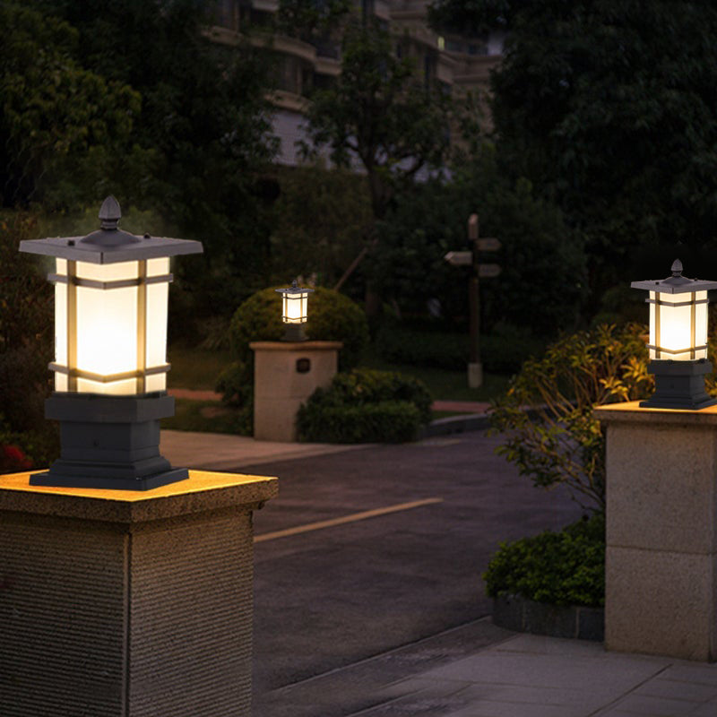 Maurice Elegant Vintage Retro Outdoor Pathway Lamp