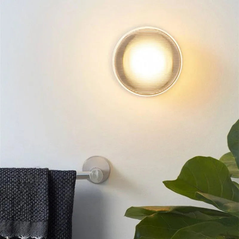 Arisha Modern Mini Bowl Metal Wall Lamp, Black/Gold - Neutral Decor