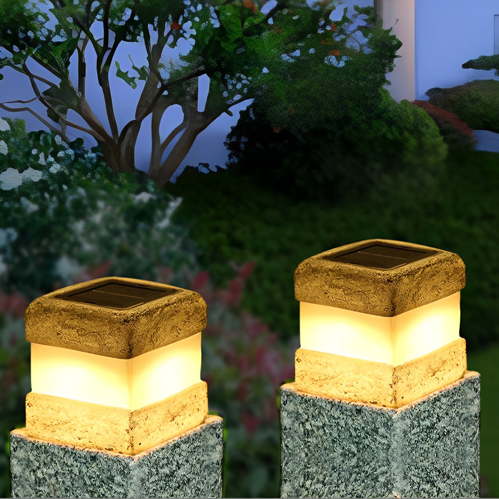 Thunder Sleek Square Solar Resin  Garden Lamp