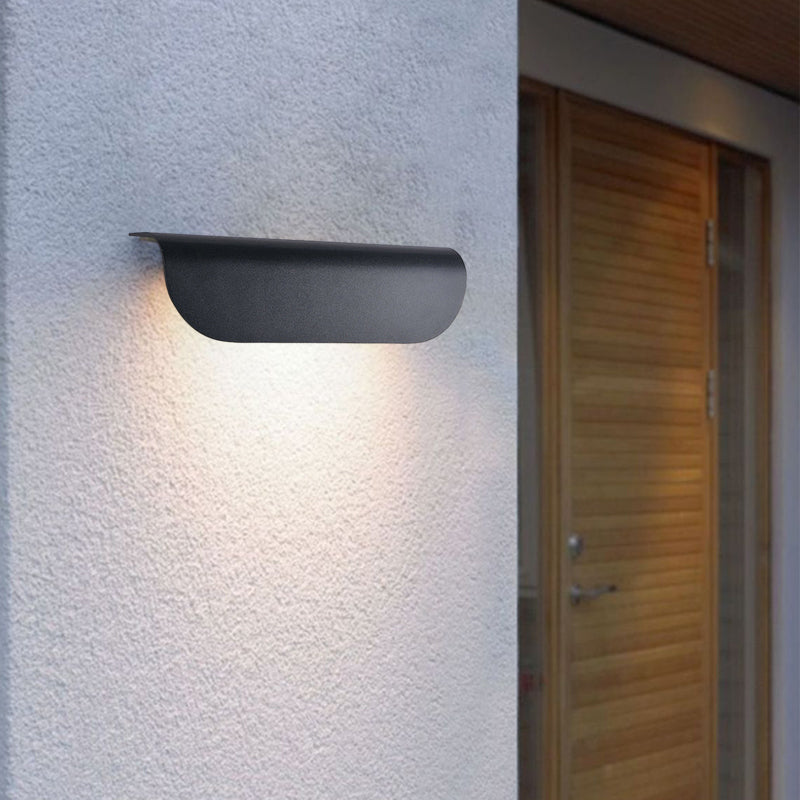 Vaughan Minimalist LED Outdoor Wall Light