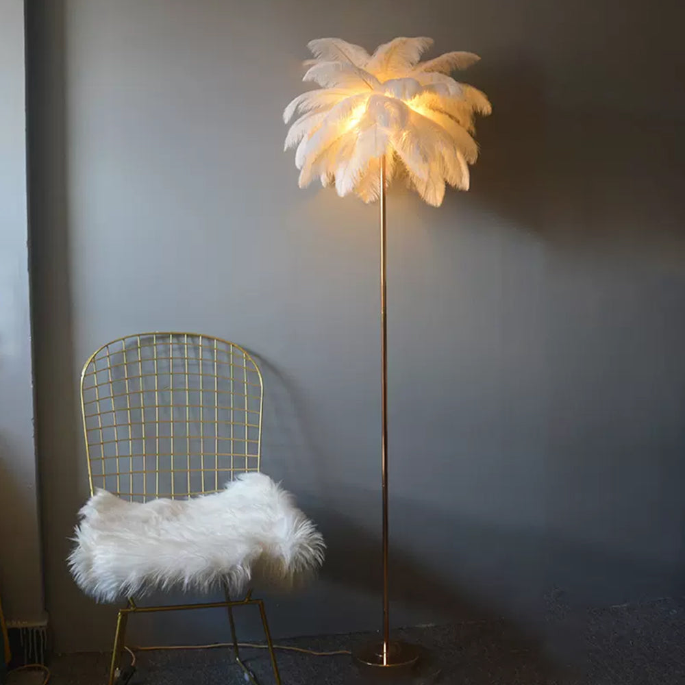 O'Moore Modern Natural Ostrich Feather Gold-plated Floor Lamp - Neutral Decor