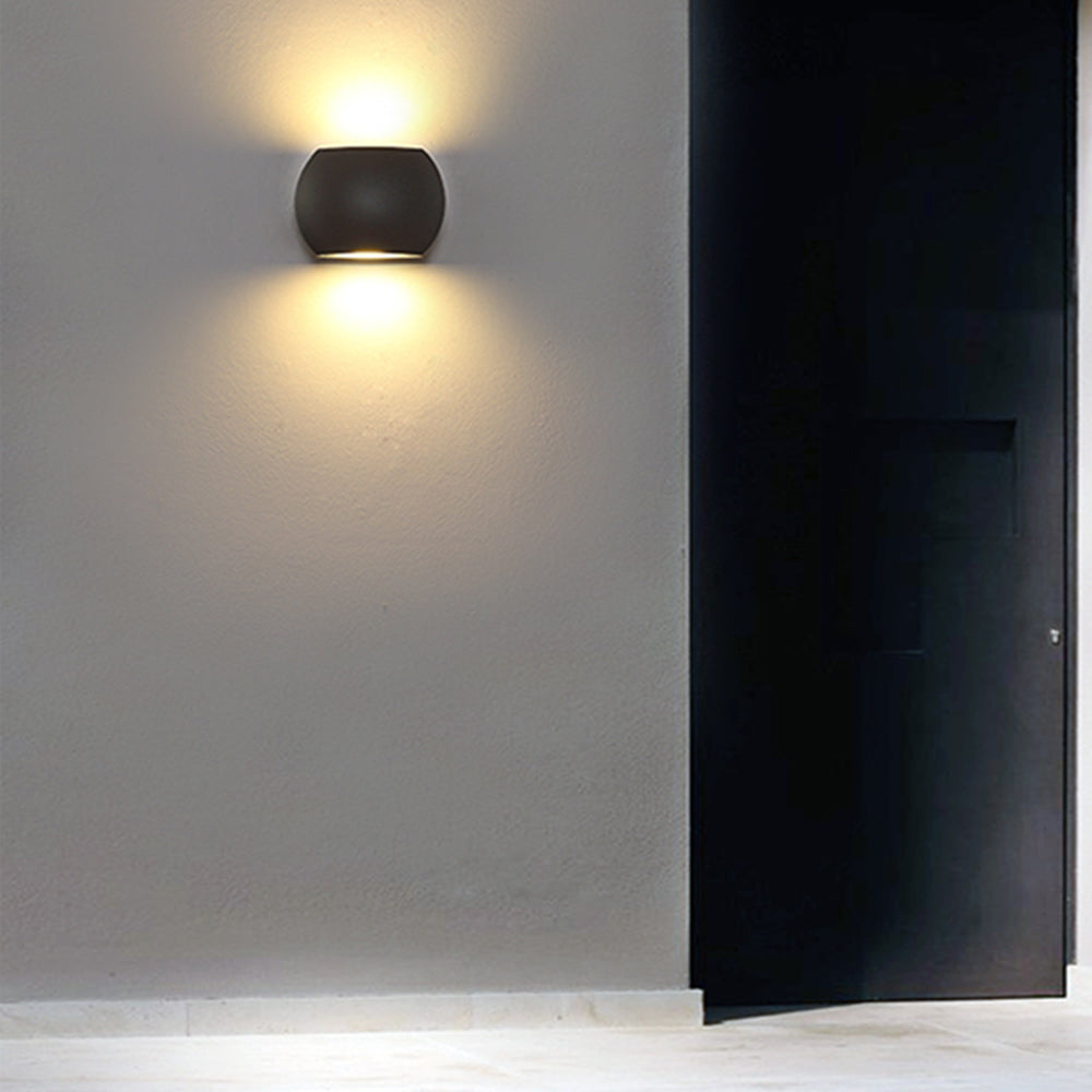 Ray Minimalist Geometric Metal Outdoor Wall Lamp, Black/Grey - Neutral Decor