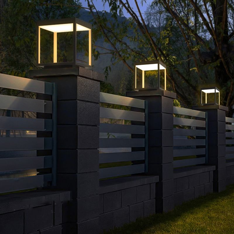 Ray Modern Rectangular Metal LED Outdoor Light Post - Neutral Decor