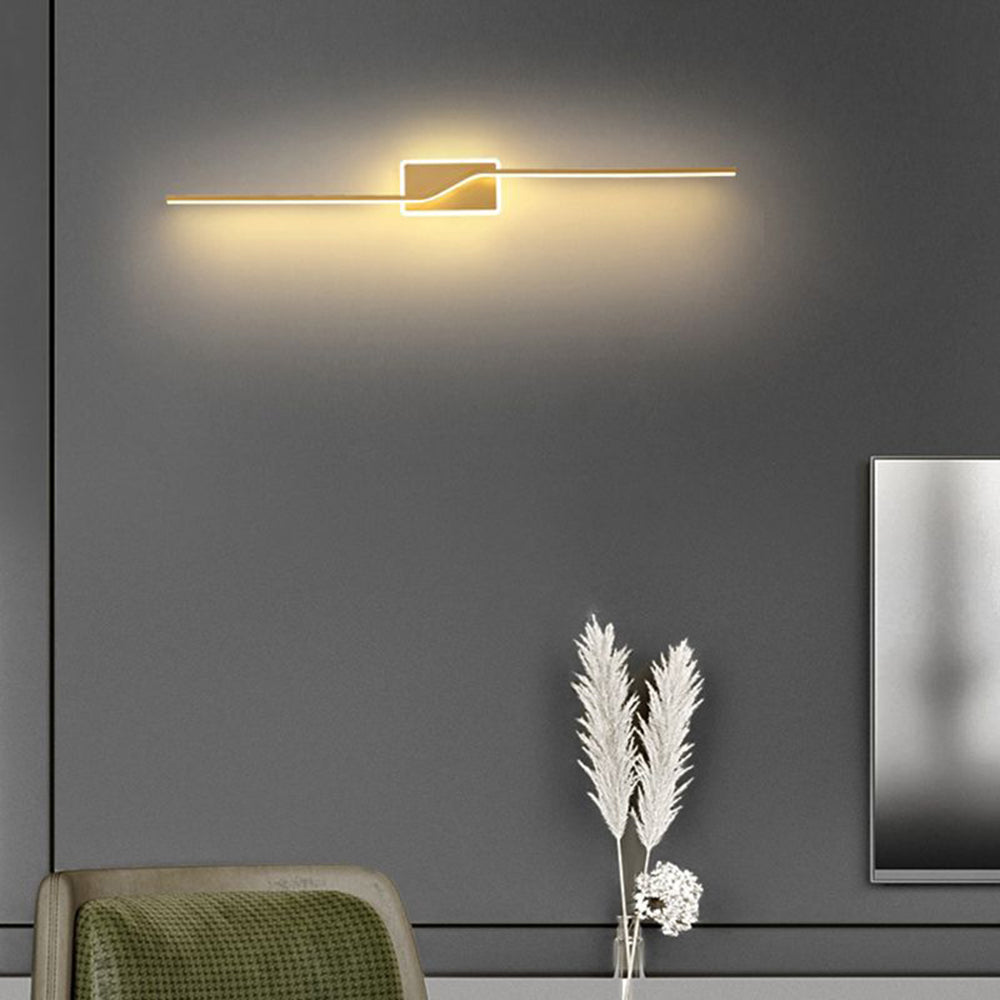 Arisha Luxury Curved Linear Metal Wall Lamp, Gold - Neutral Decor