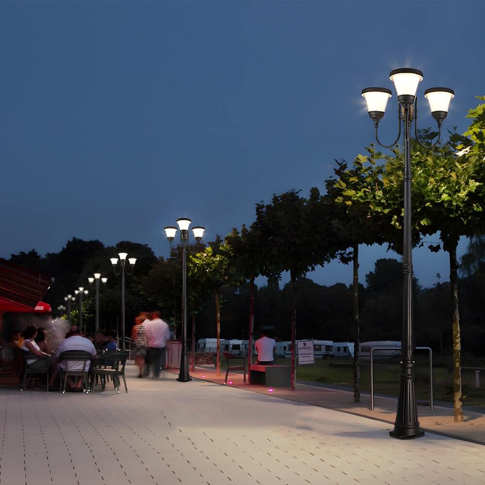 Grin Finish Traditional Outdoor Street Lights