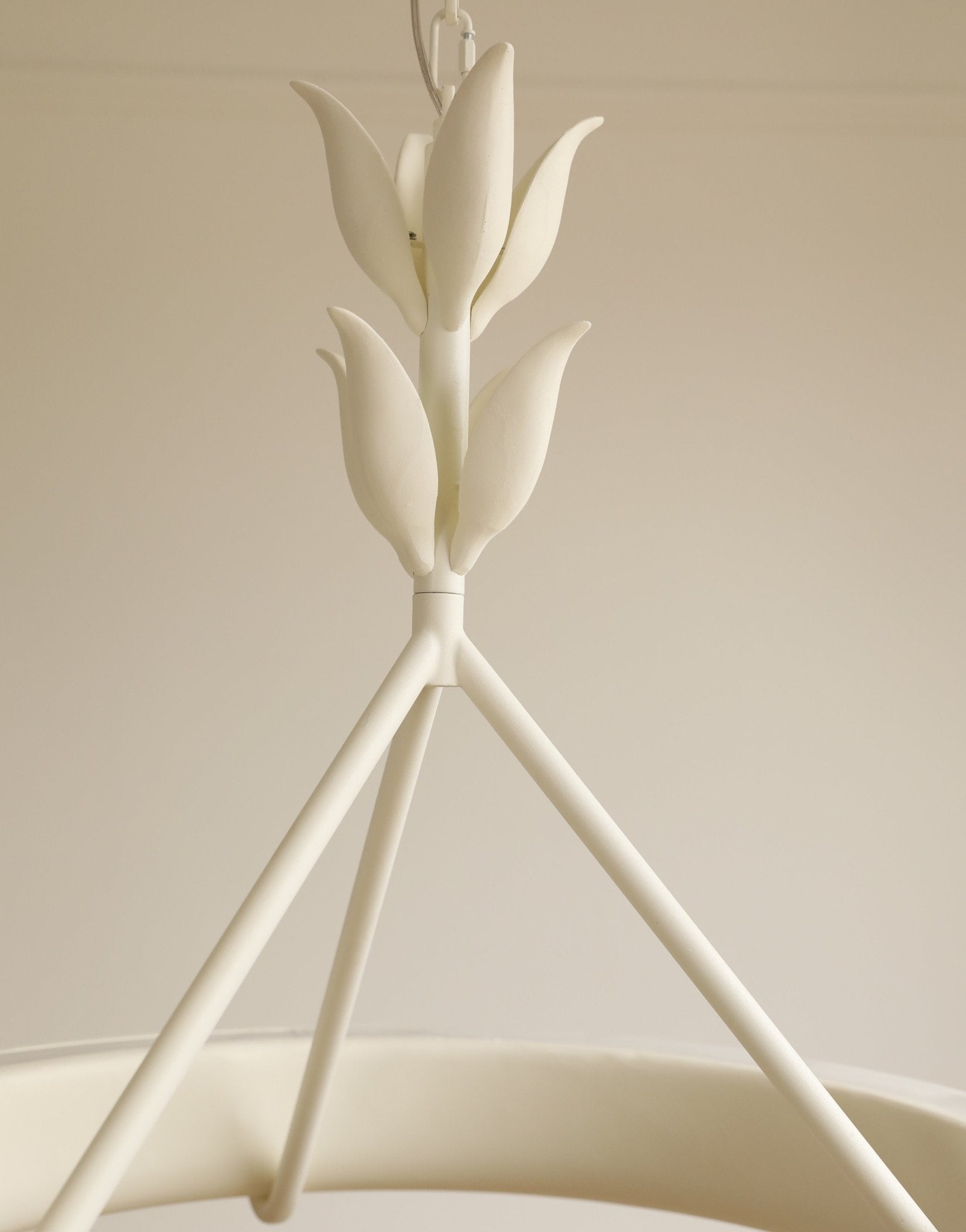 Eixor Chandelier Plaster White Floral Shape Minimalist-Neutral Decor