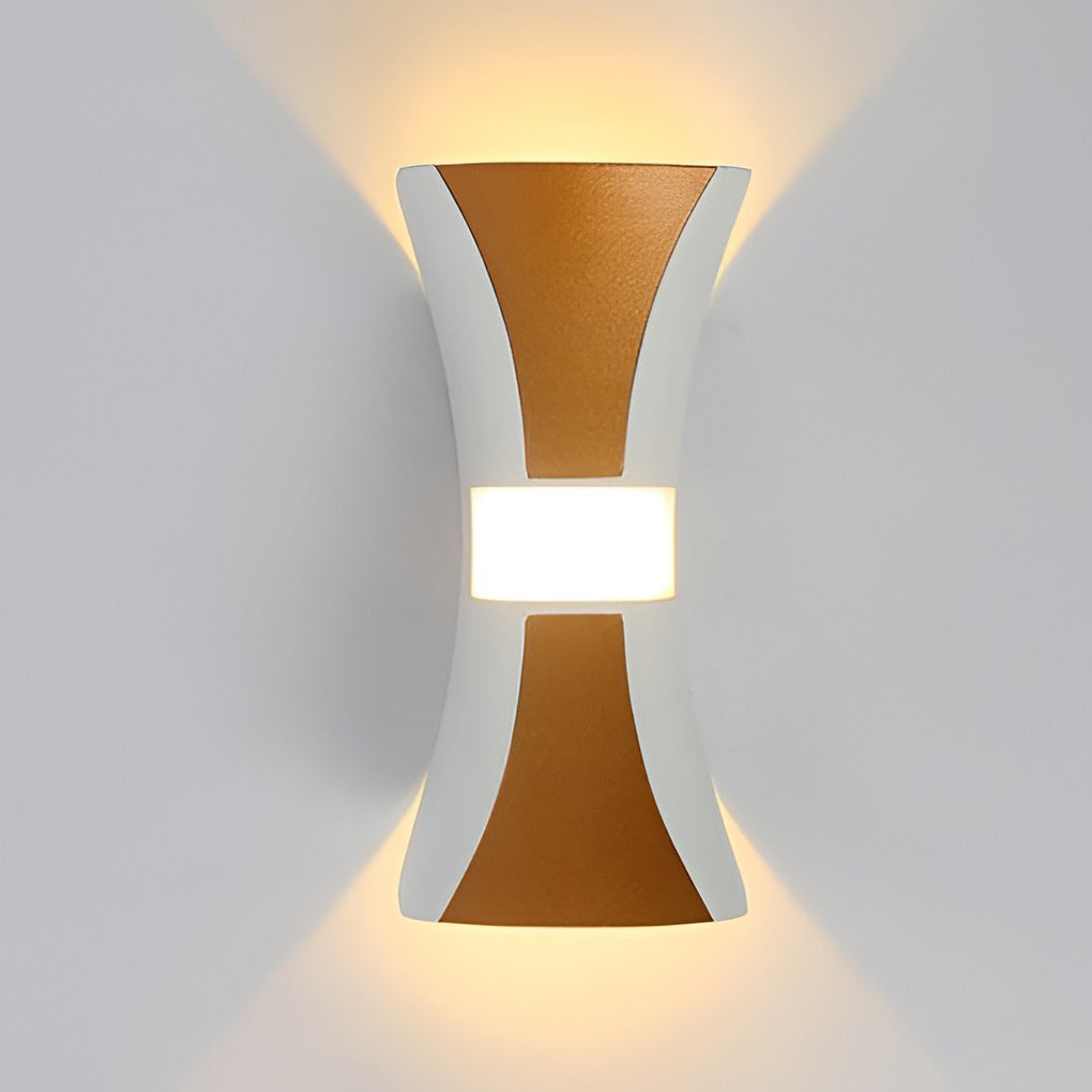 Deligh Classic Modern LED Outdoor Wall Lamp