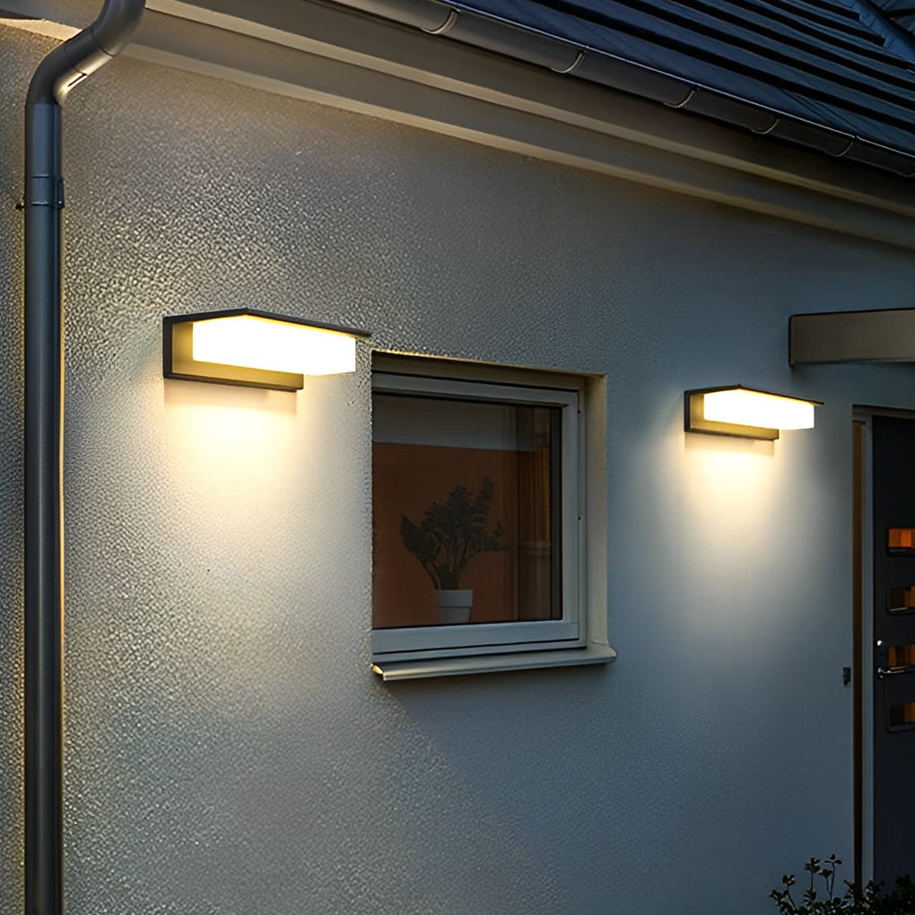 Pala Minimalist LED Modern Outdoor Wall Lamp