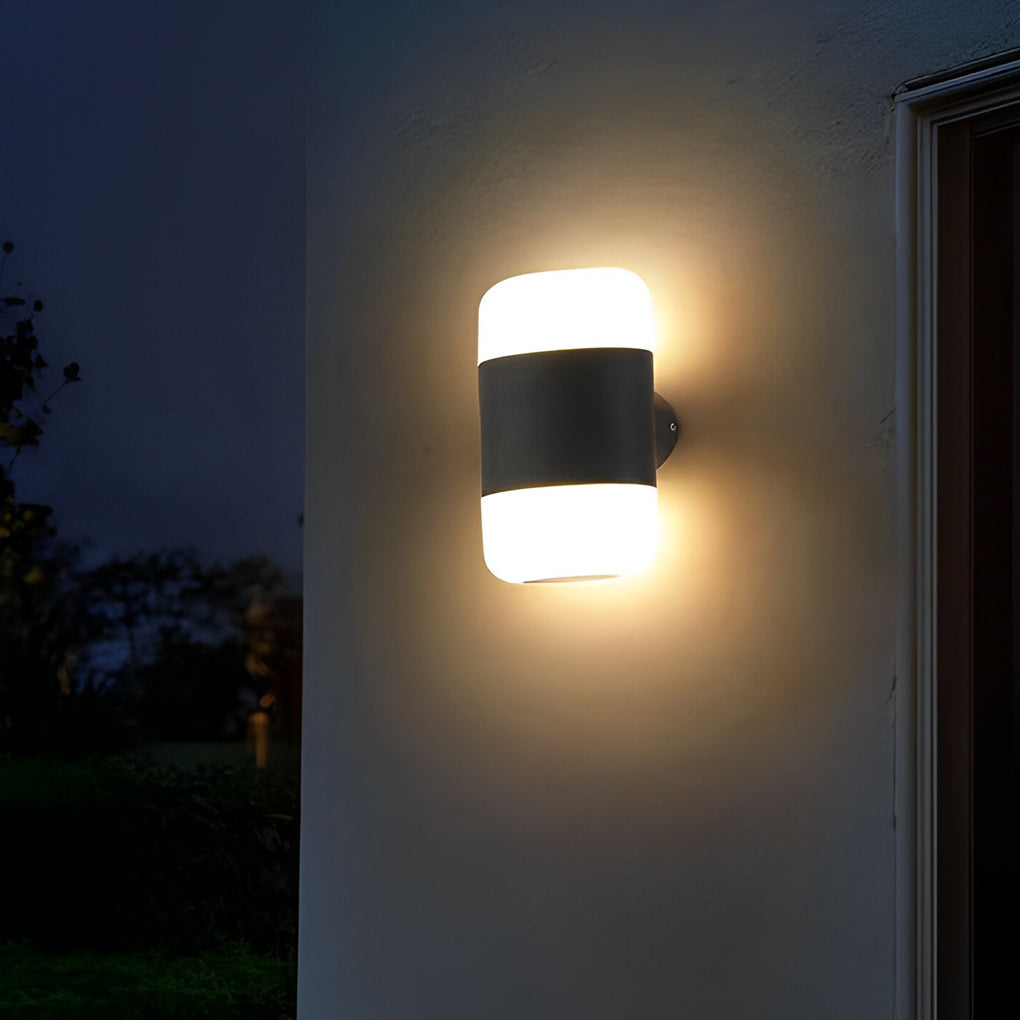 Delht Round Modern Outdoor Wall Lamp