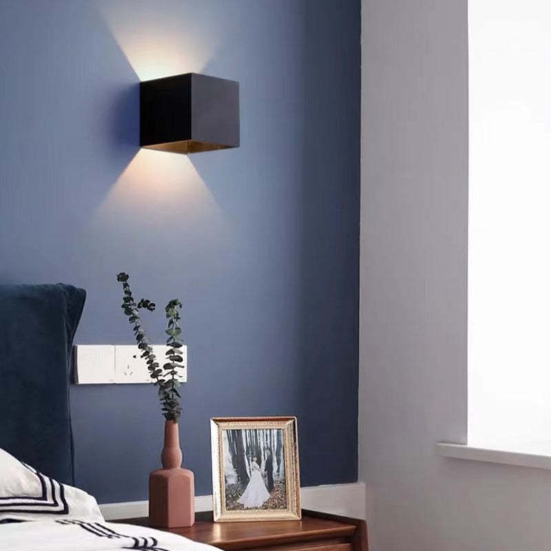 Eronil Modern Adjustable Square Outdoor Wall Lamp LED-Neutral Decor