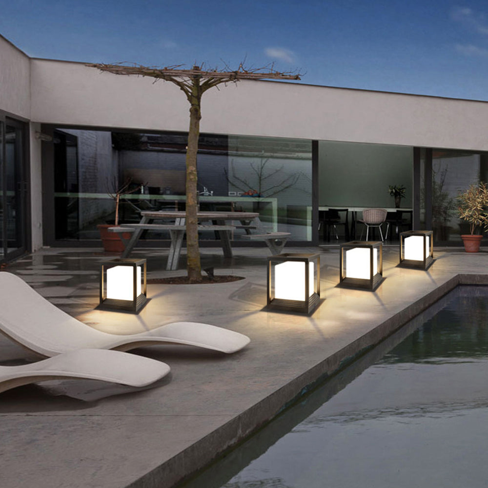 Ray Modern Rectangular Metal Outdoor Lamps, Black - Neutral Decor