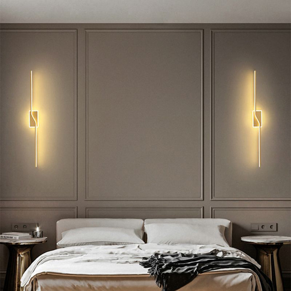 Arisha Luxury Curved Linear Metal Wall Lamp, Gold - Neutral Decor