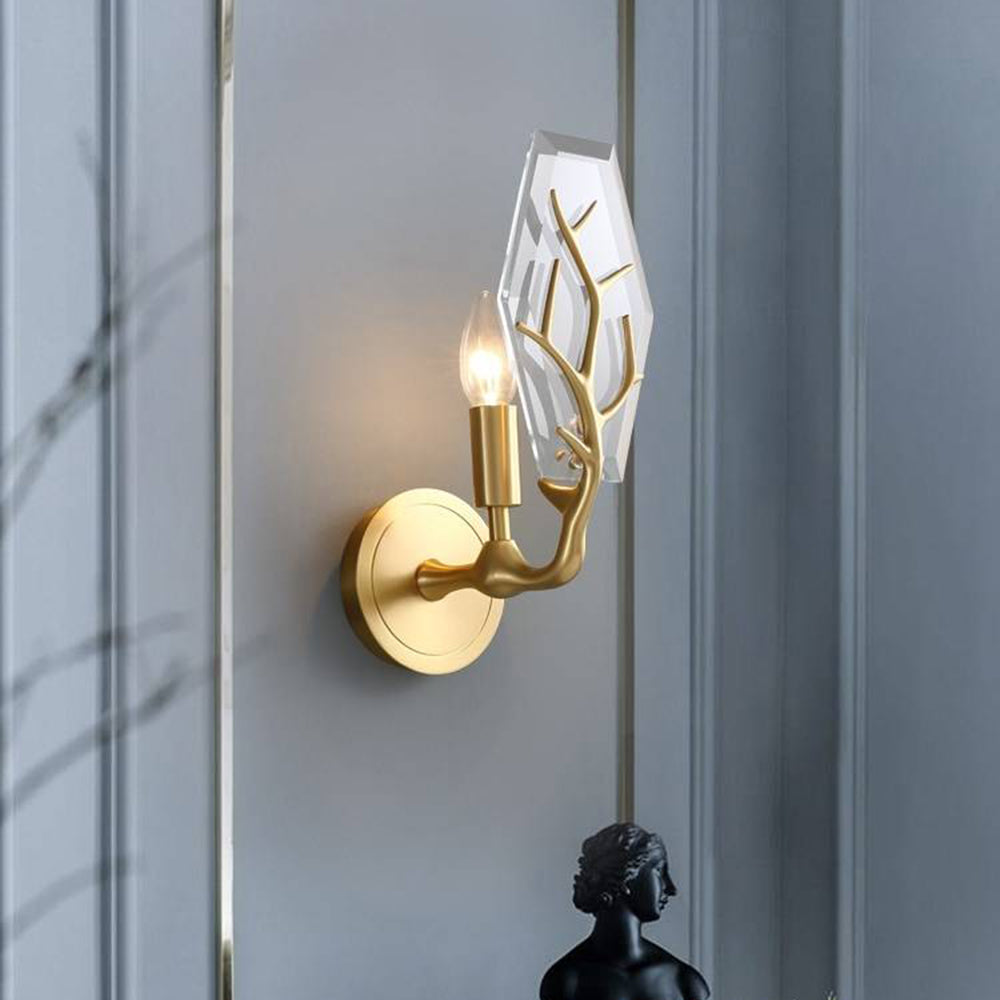 Arisha Modern Gold Wall Lamp, Metal & Crystal - Neutral Decor