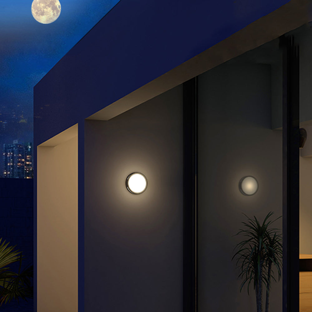 Ray Modern Round Metal/Acrylic Outdoor Waterproof Wall Lamp, Black - Neutral Decor