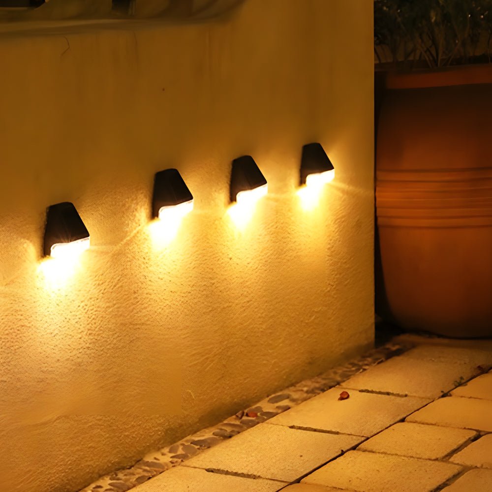 Euora Dusk-to-Dawn Sensor LED Solar PVC Outdoor Stair Lights