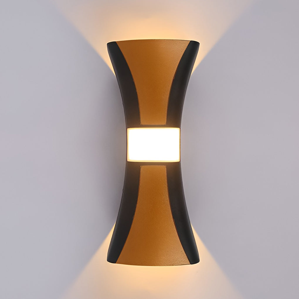 Deligh Classic Modern LED Outdoor Wall Lamp