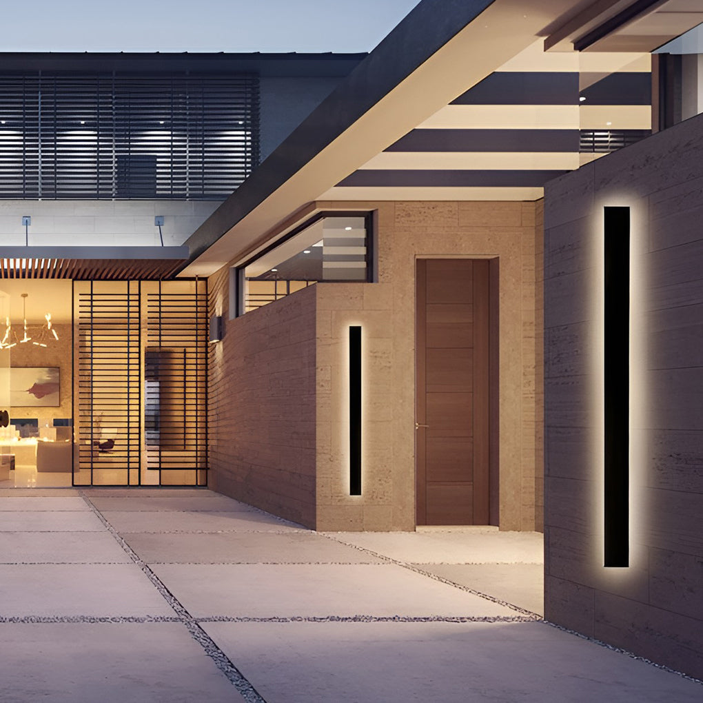 Raymo Classic Long LED Linear Outdoor Light