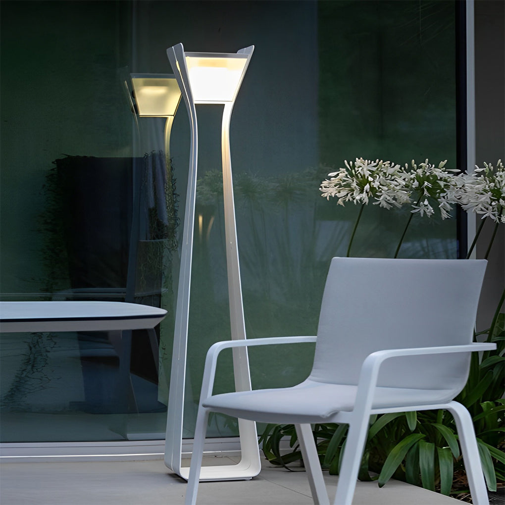 Solitry Sleek Stainless Steel Outdoor Pathway Lights